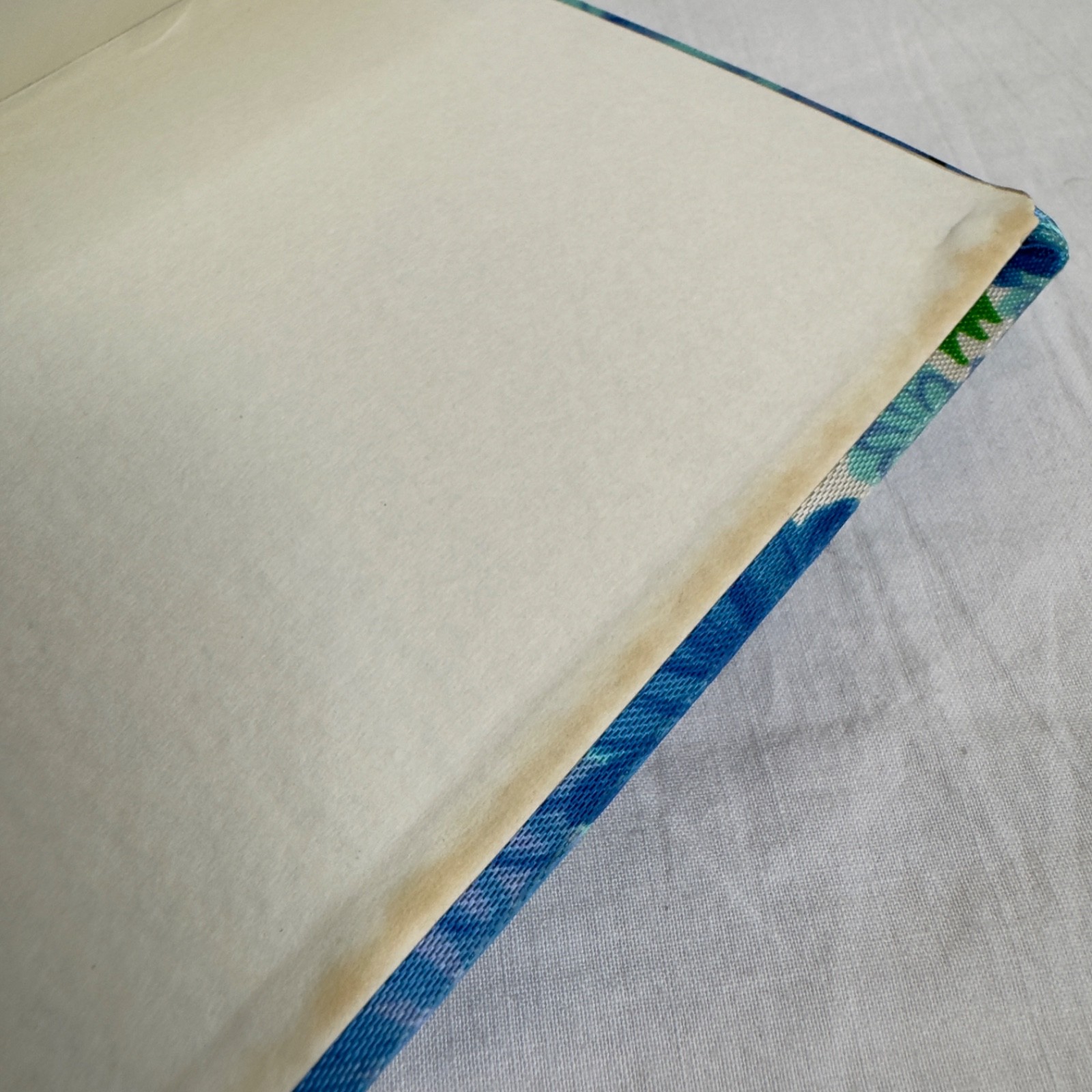 VTG 1960s “FLOWER POWER” Retro BLUE FLORAL Fabric ADDRESS & TELEPHONE Book JAPAN