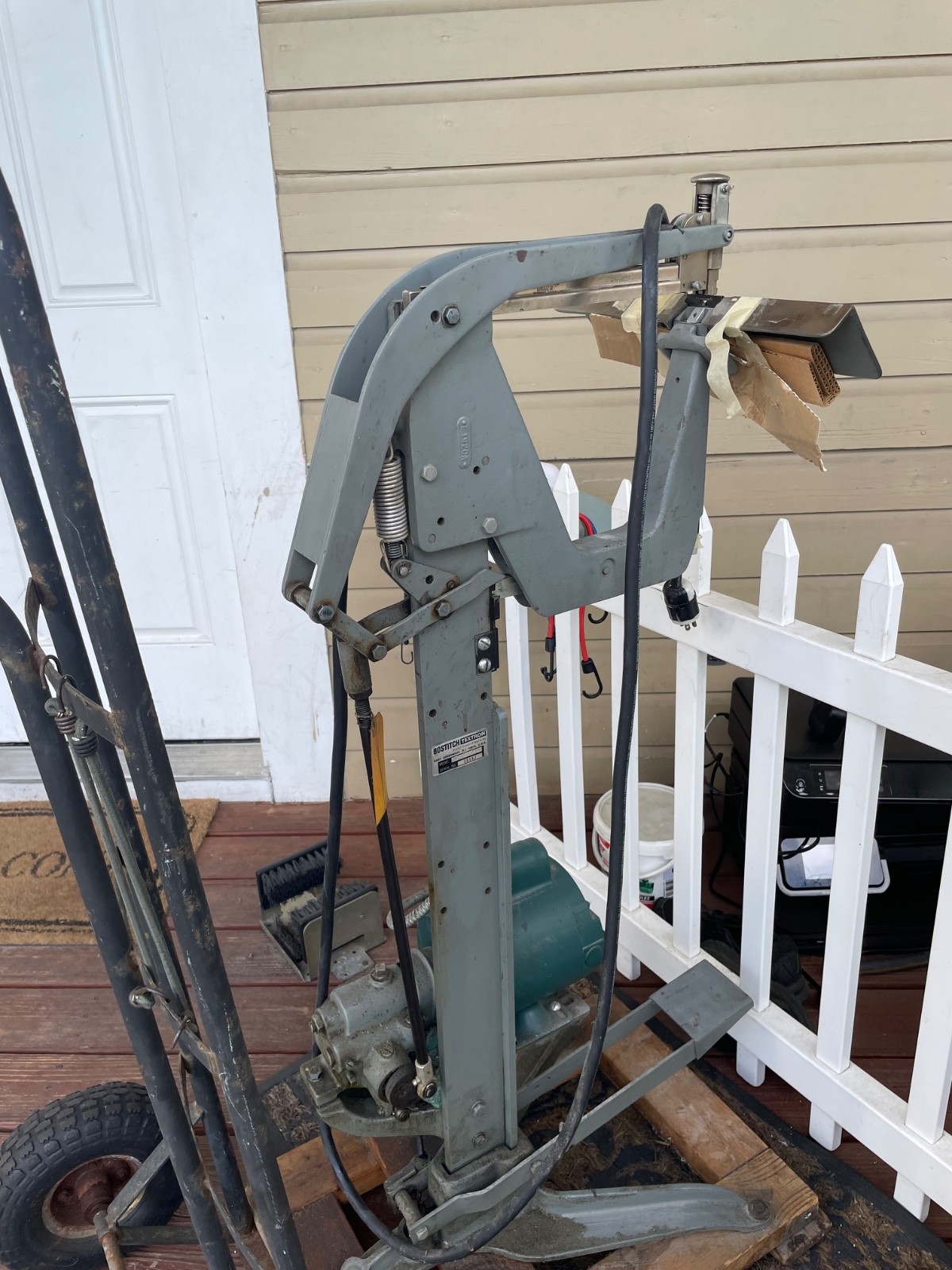 Bostitch EHFSMD Industrial Electric Stapler Head