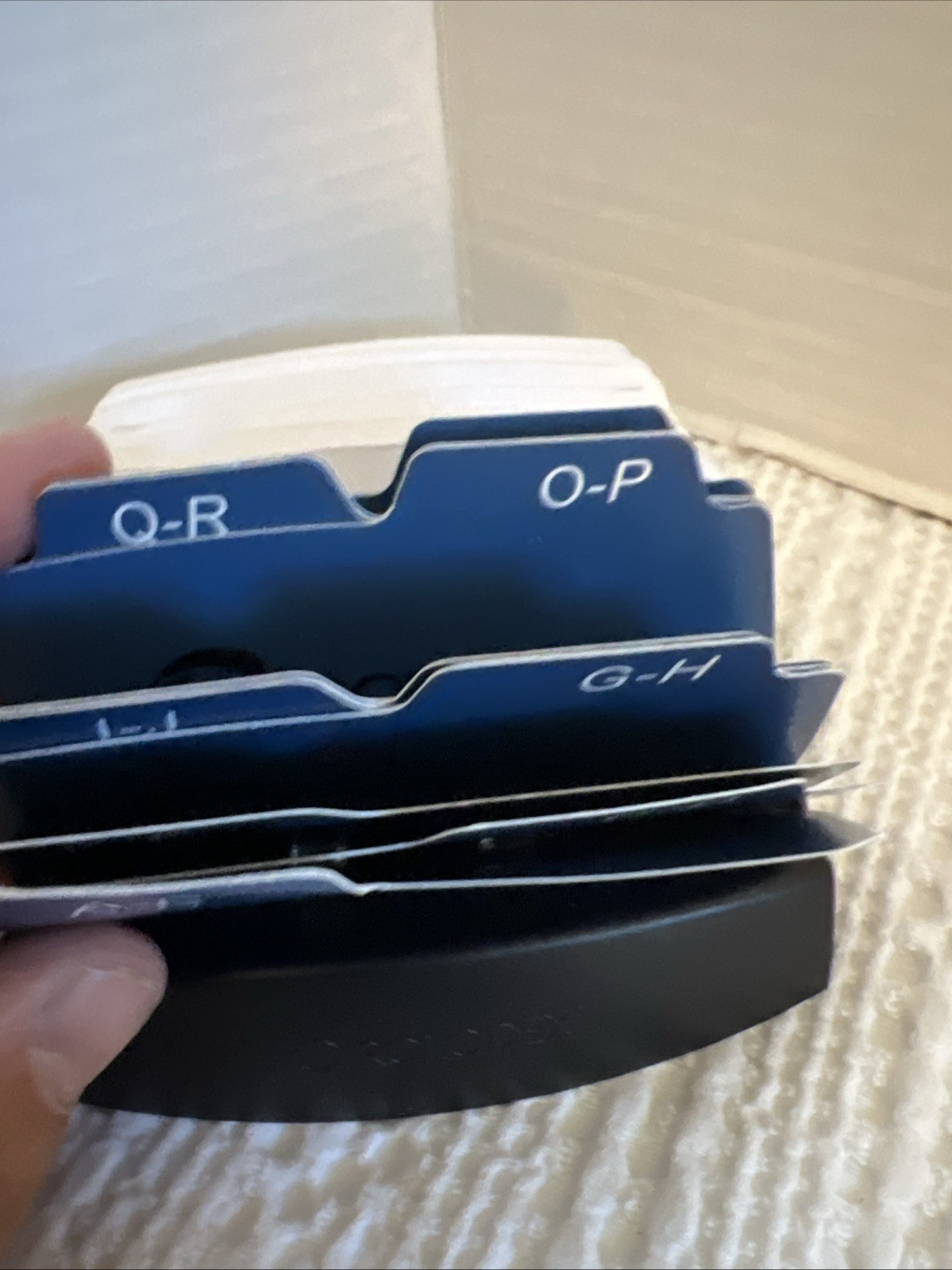 Rolodex Petite Business Card File R-450 Black w/ E–Z Tabs with Contacts Cards