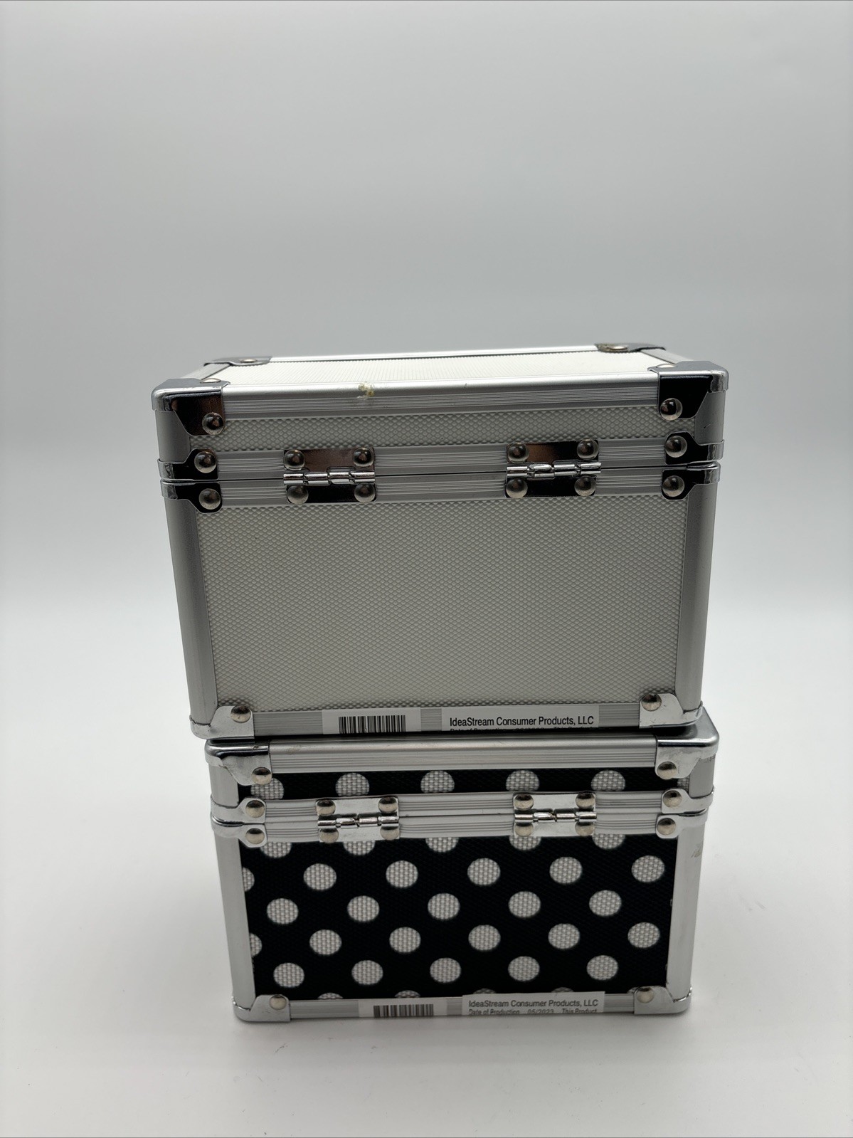 2 Vaultz Locking 3 x 5 Boxes Black w/ white Polka Dots & White with 2 Keys