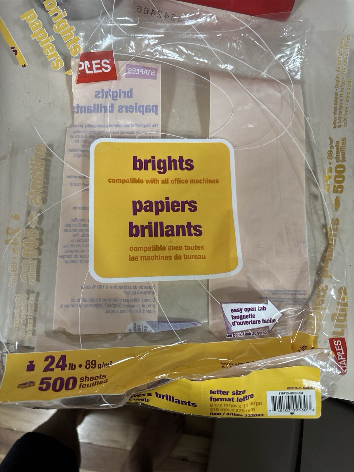 Staples Brights Multipurpose Paper 24 Lbs 8.5”x 11” 500/Ream Light Green Damaged