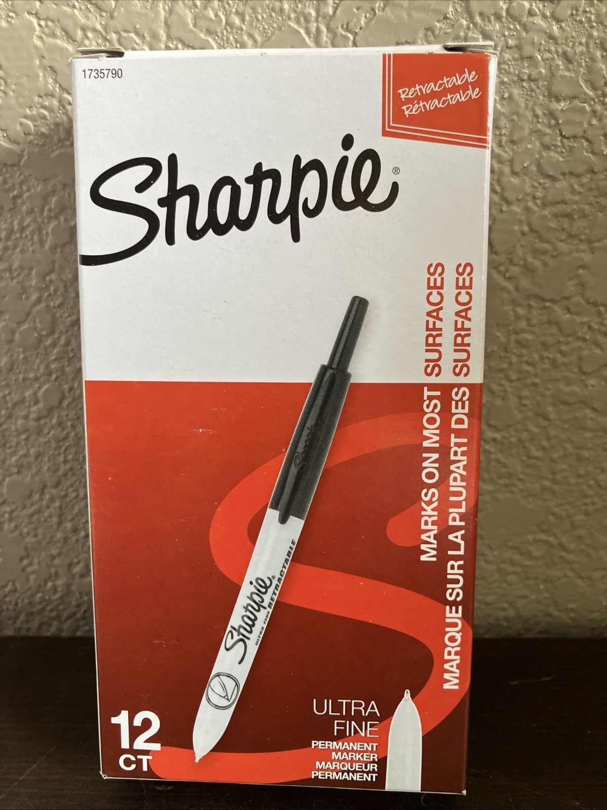 Sharpie Retractable Permanent Markers, Ultra Fine Point, Black, 12 Count New
