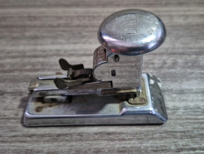 Vintage Stapler Cadet 302 Ace Fastener Corp Chicago USA Deco Tested/Works