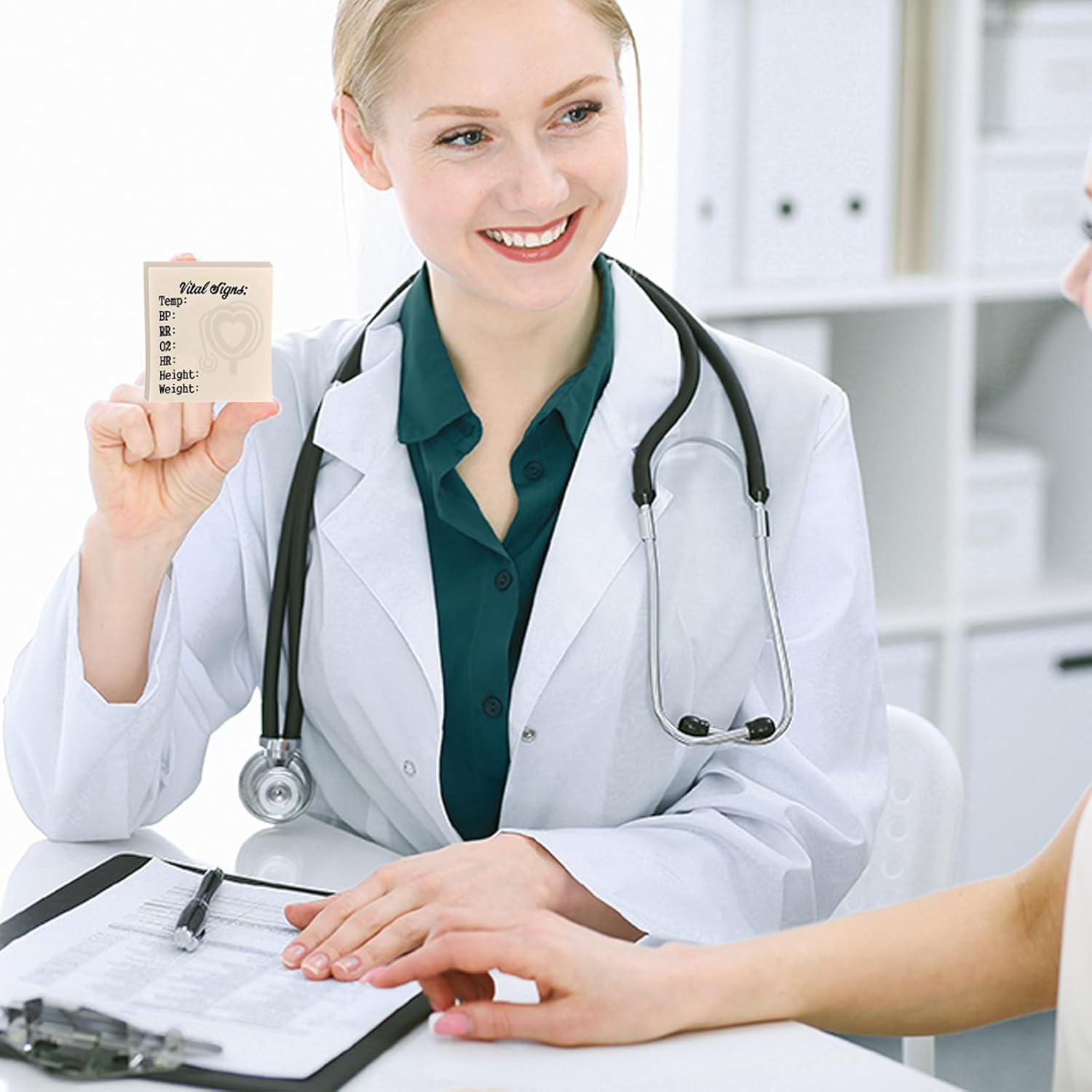 200 Nurse Sticky Notes for Vital Signs – 3″ Health Monitoring Notepad Pack
