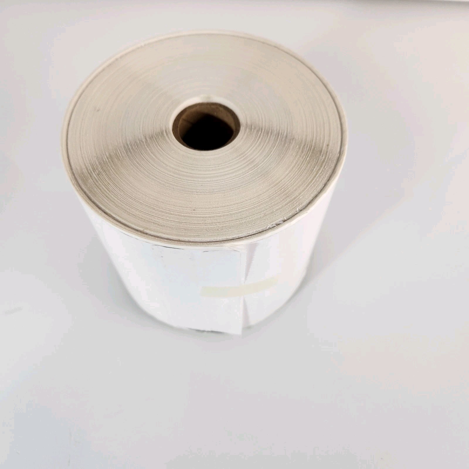 4″ x 8″ Direct Thermal Labels on 1″ Core 375 labels 8/case