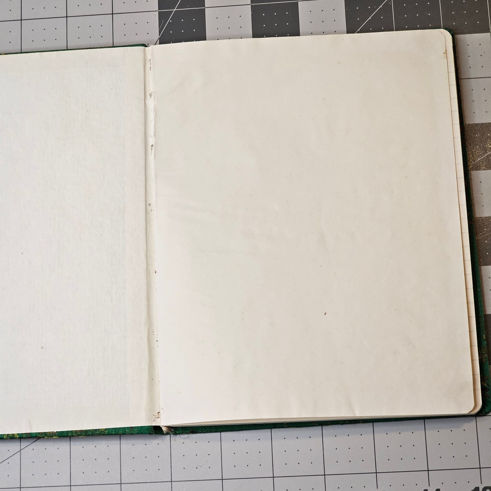 Vintage Chinese Brocade Fabric Cover Lined Notebook Journal 8″ x 6.5″ Green Gold