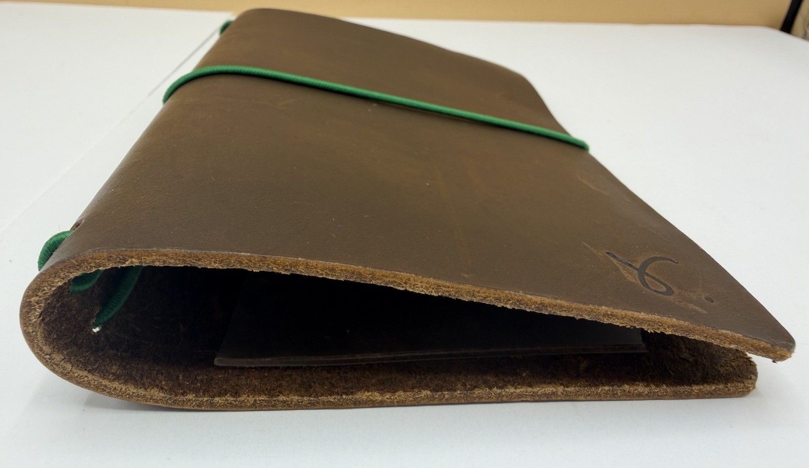 Sojourner Field Notes Pocket Traveler’s Notebook Brown Leather Green Elastic