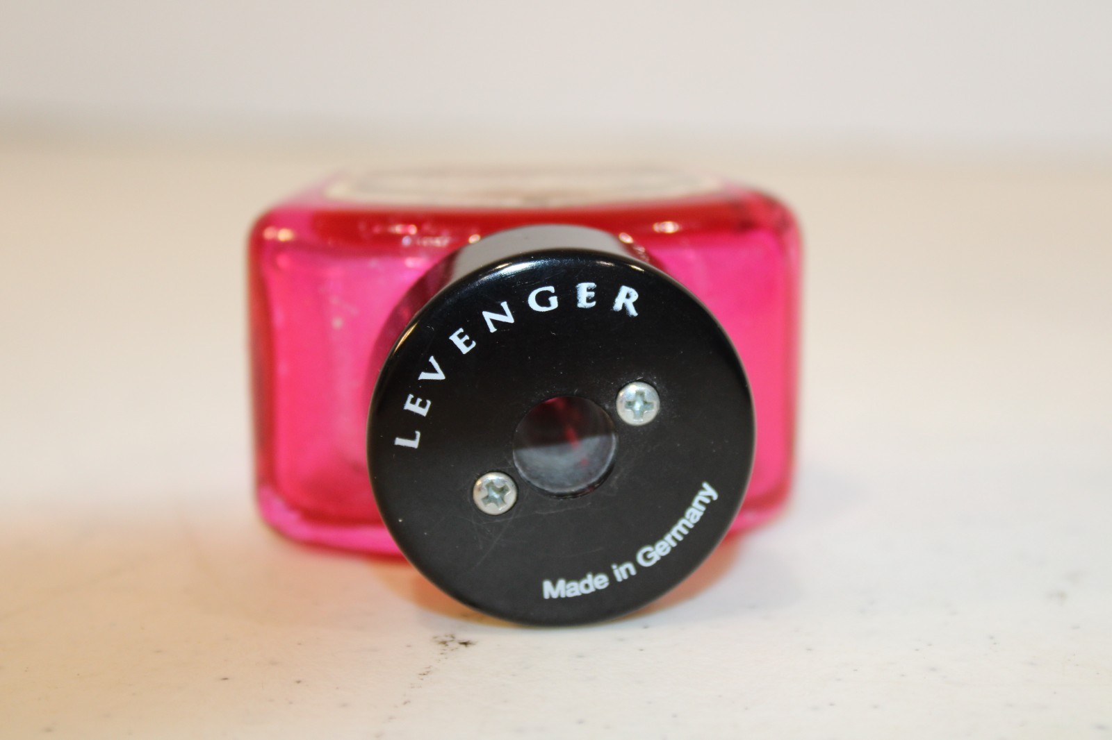 LEVENGER Glass Inkwell Pencil Sharpener, PINK W/DUX SHARPENER