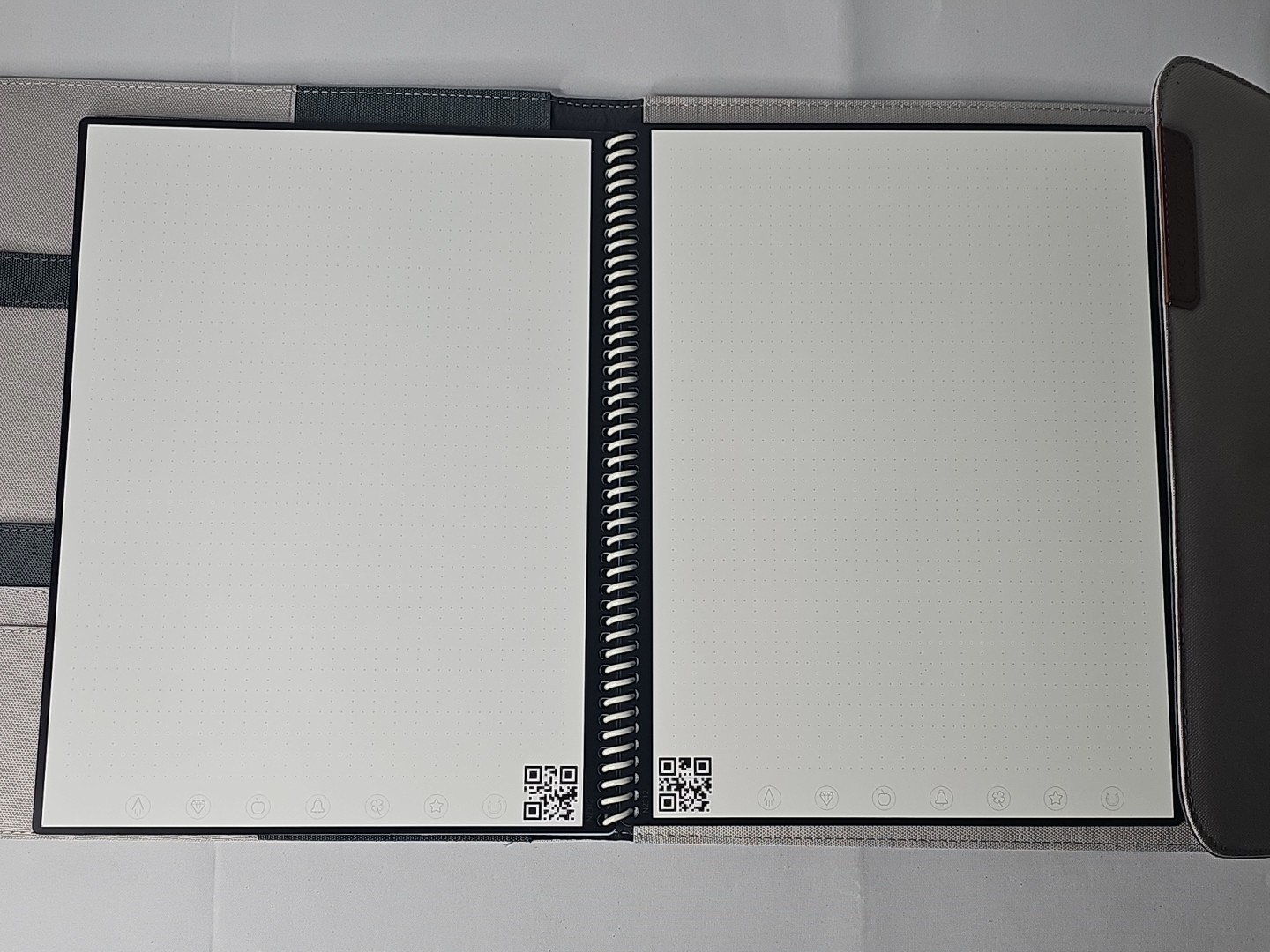 Rocketbook CORE Notebook AND Capsule 2.0 Folio Cover for Core
