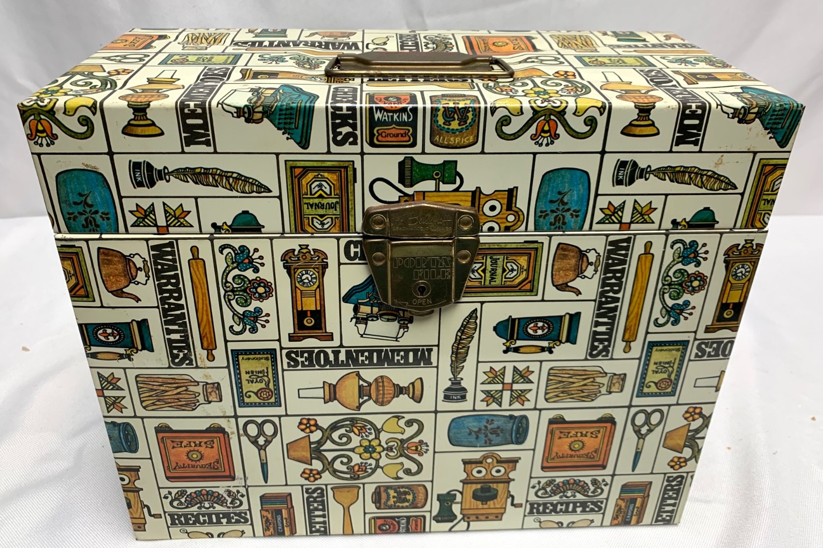 VINTAGE Ballonoff 1960’s RETRO METAL PORTA FILE BOX HOUSEHOLD MOTIF No Key