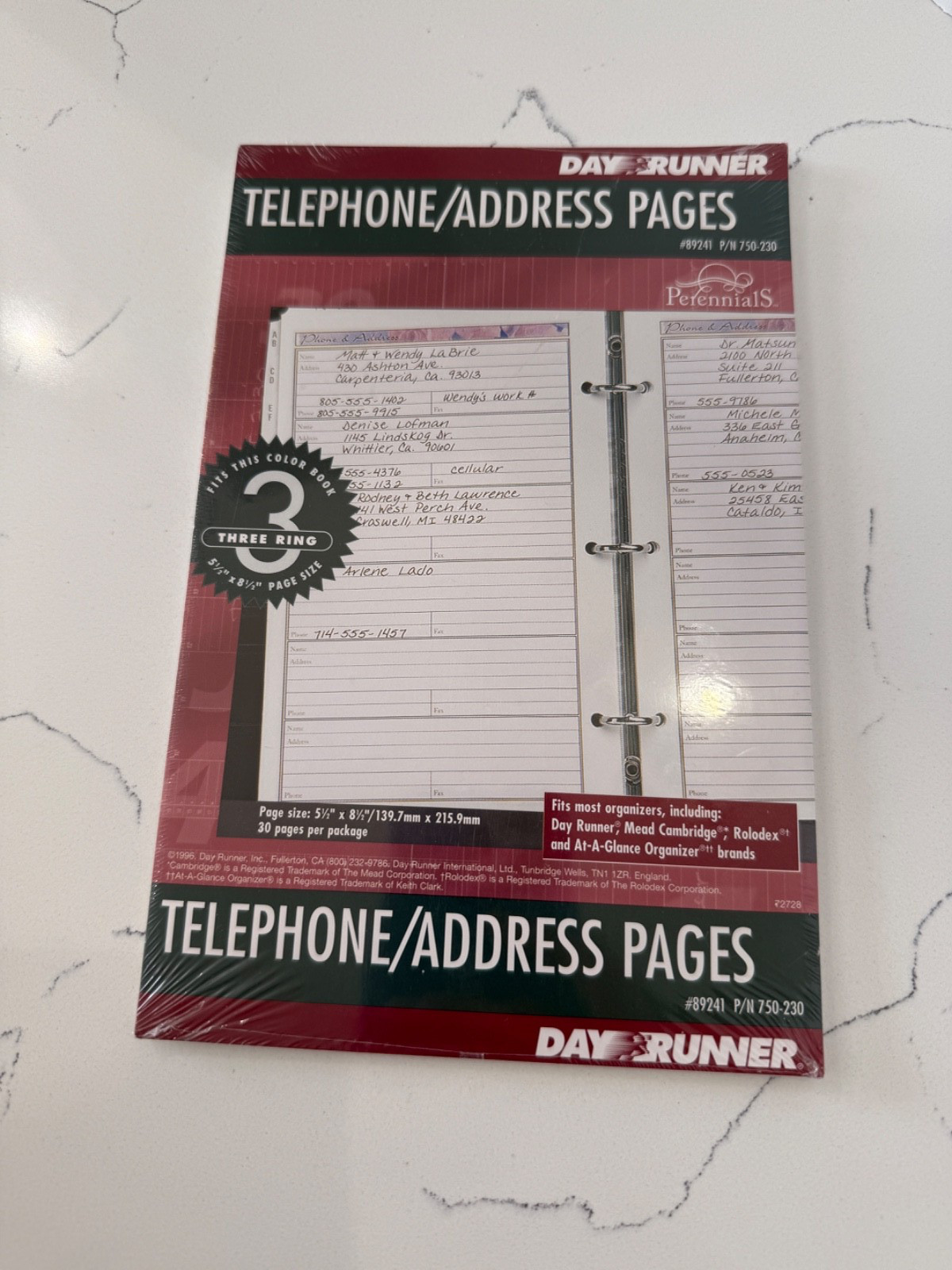 Day Runner Perennials Telephone/Address Pk 30Pgs Size 5.5″ x 8.5″ 3 Ring Binder