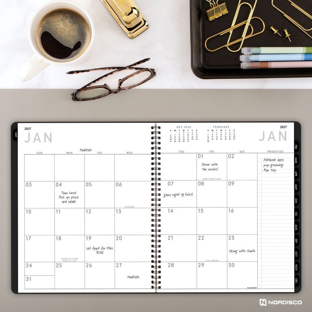 2026 At-A-Glance 70-26XL-05 Large Monthly Planner, 9 x 11″