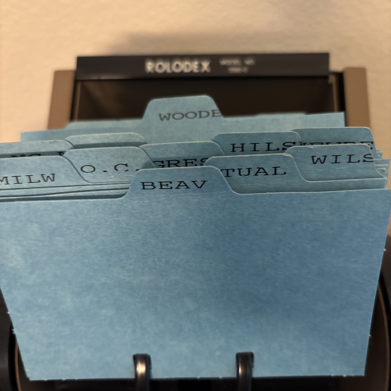ROLODEX ZEPHYR 3500-S Vintage MCM Heavy Duty Beige Tan Metal *No Key for Lock*