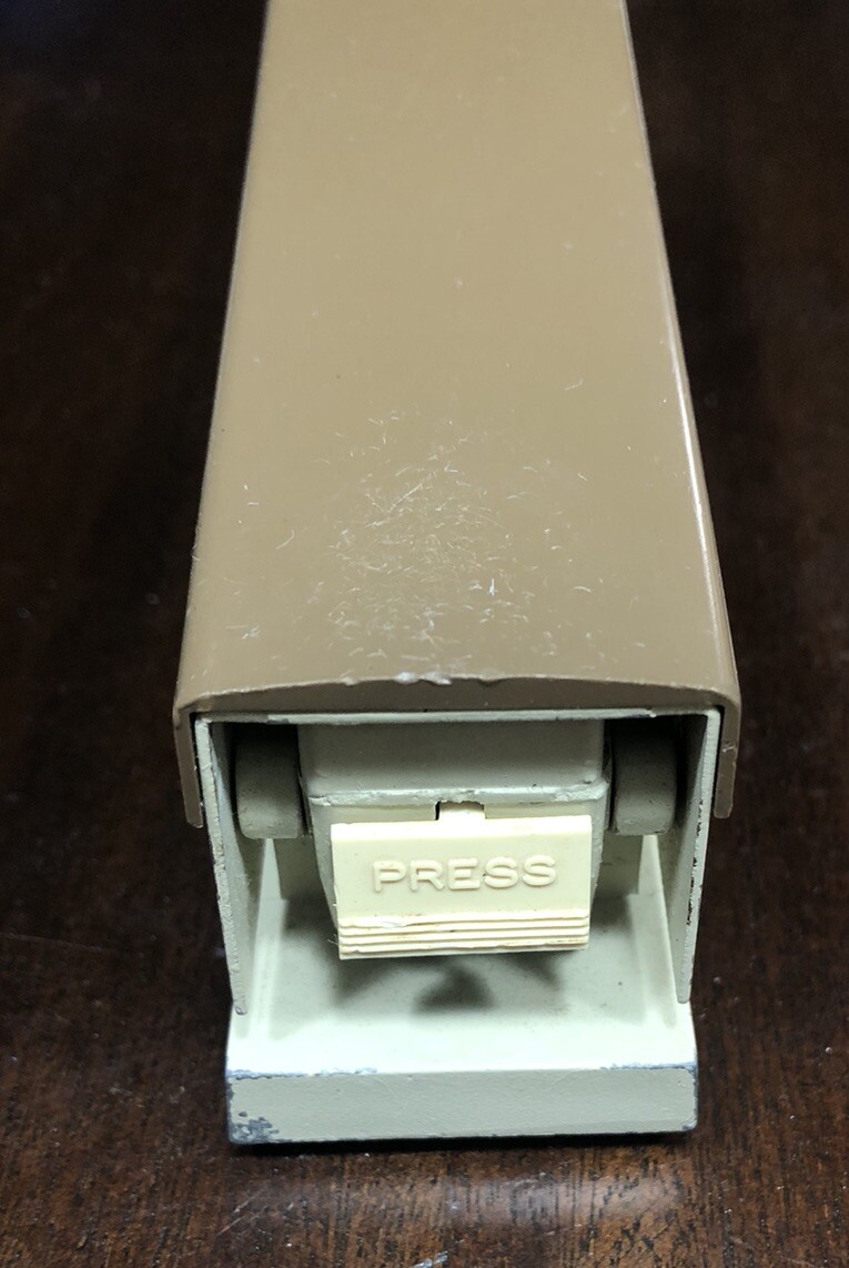 Vintage Acco 20 Tan And Chrome Stapler Desk Retro USA Works Great Retro