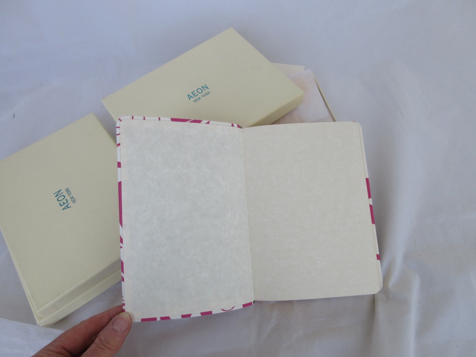 Journal 7″ Fabric Soft Cover 224 Lined Pages Graphic Image AEON New Box Pink