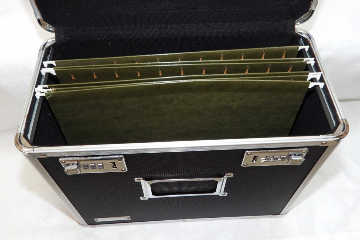 Vaultz Portable File Box Legal Letter Storage Boxes Combination Locks 13x11x6
