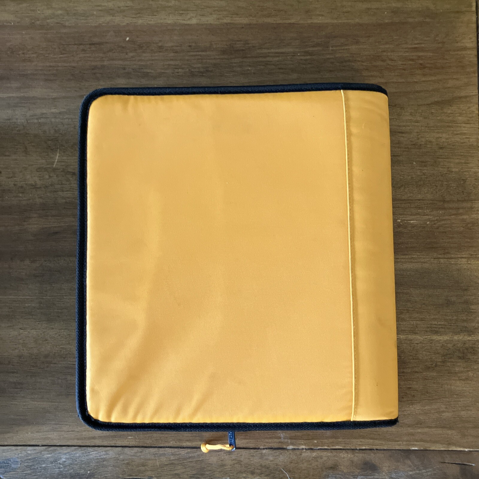 Case It 3 Ring Binder 2″ Capacity D-100 Brand New 2004