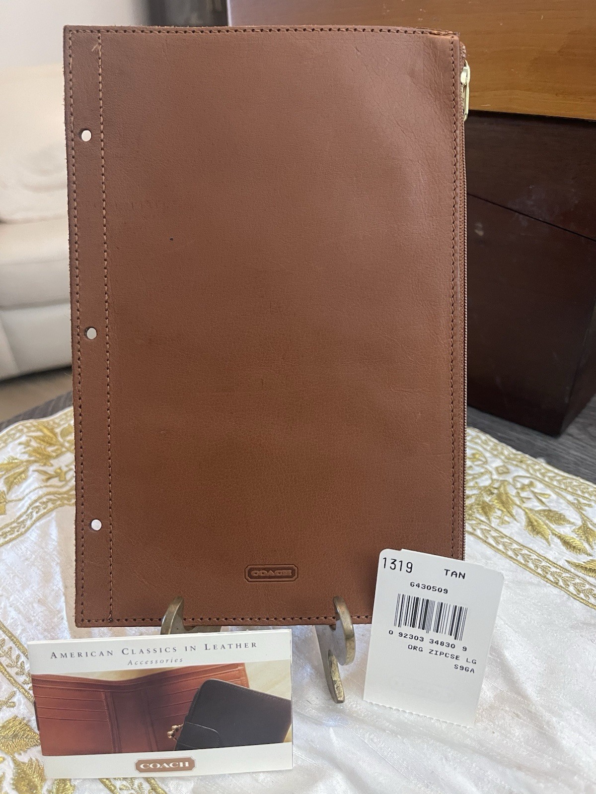 Coach tan leather 3-ring binder with zipper closure NWOB