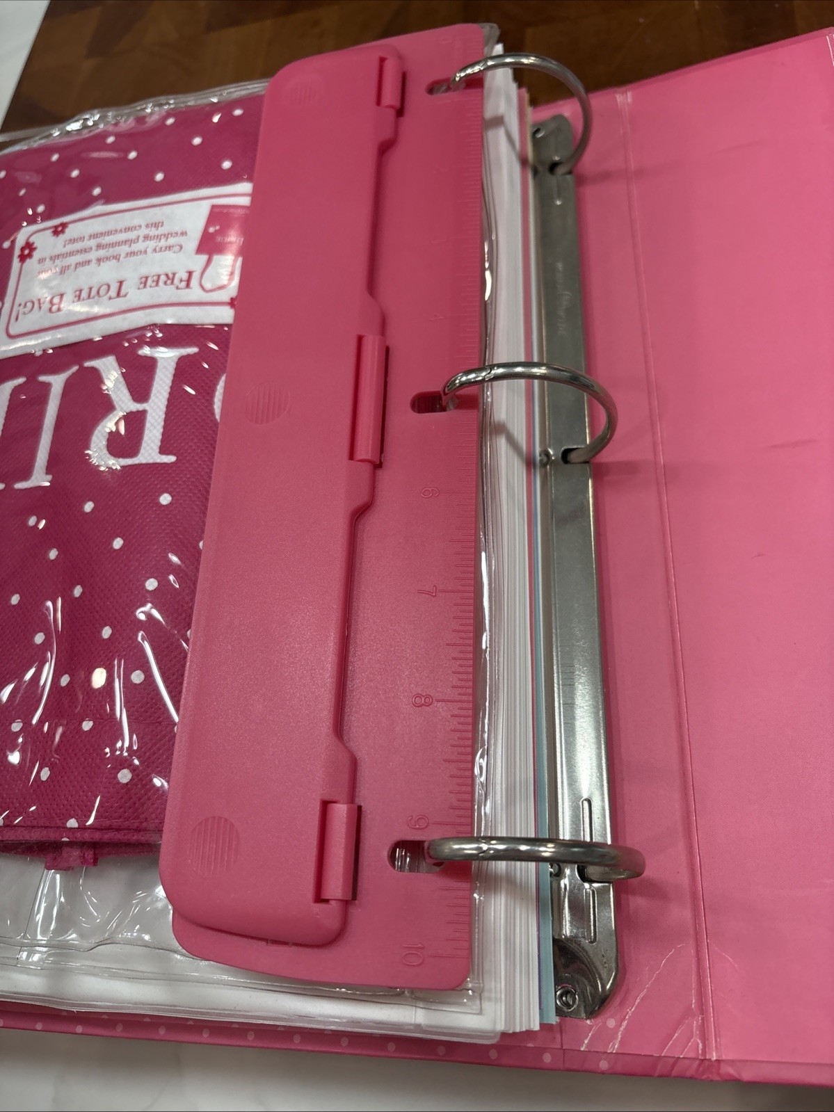 The Ultimate Wedding Planner & Organizer Binder Elizabeth & Alex Lluch FREE TOTE