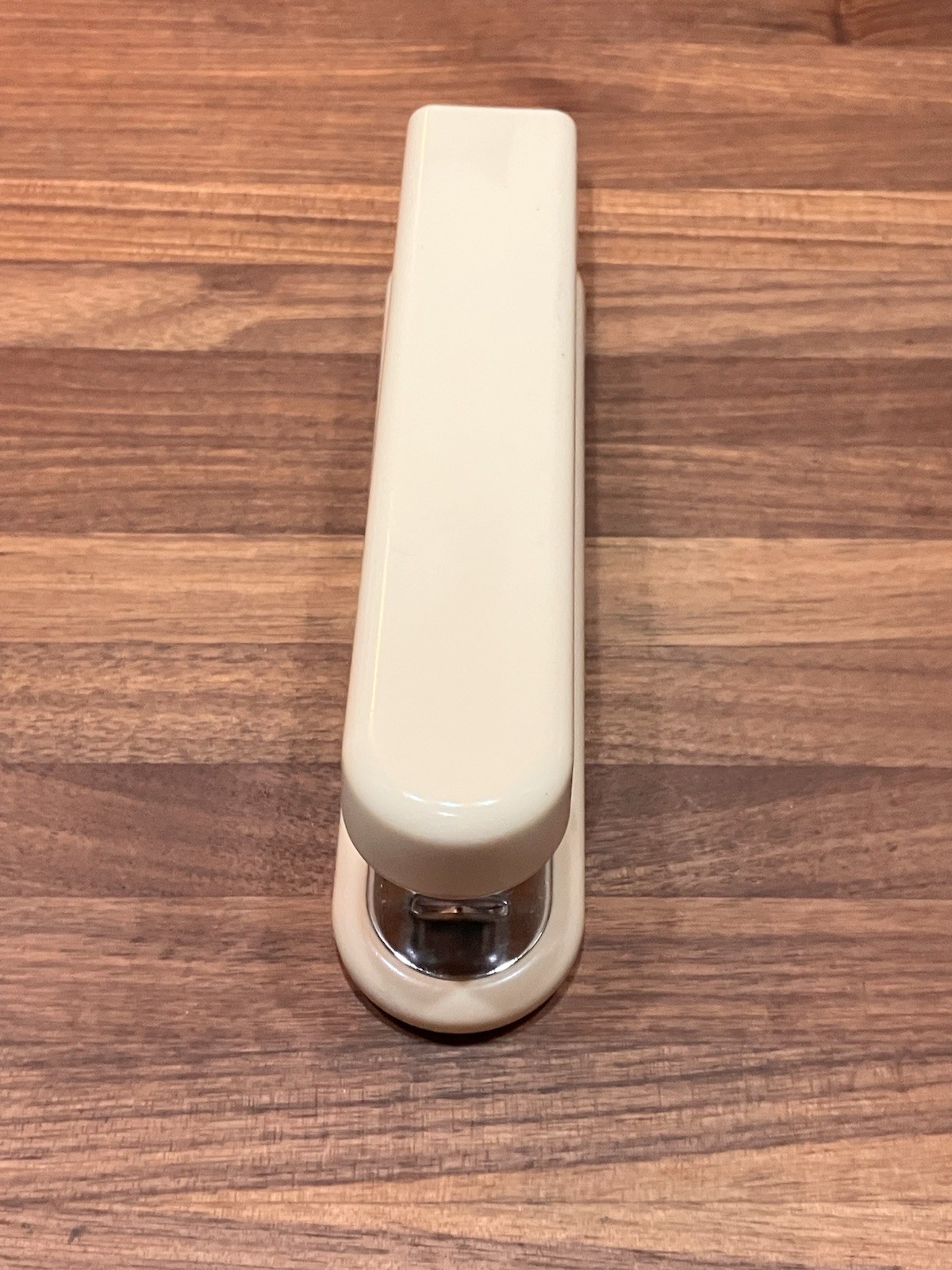 Safina #123 Cream Rounded Retro Stapler Vintage Office