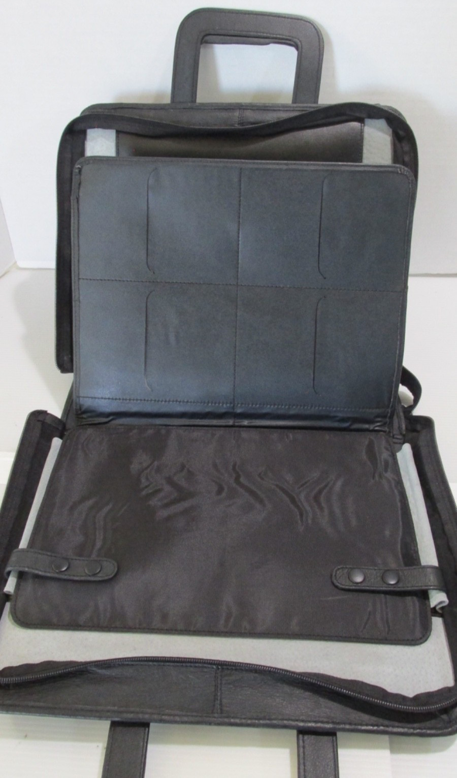 Hazel Zipper Brief Case Retractable Handles 3 Ring Binder 2” Pen Pockets Black