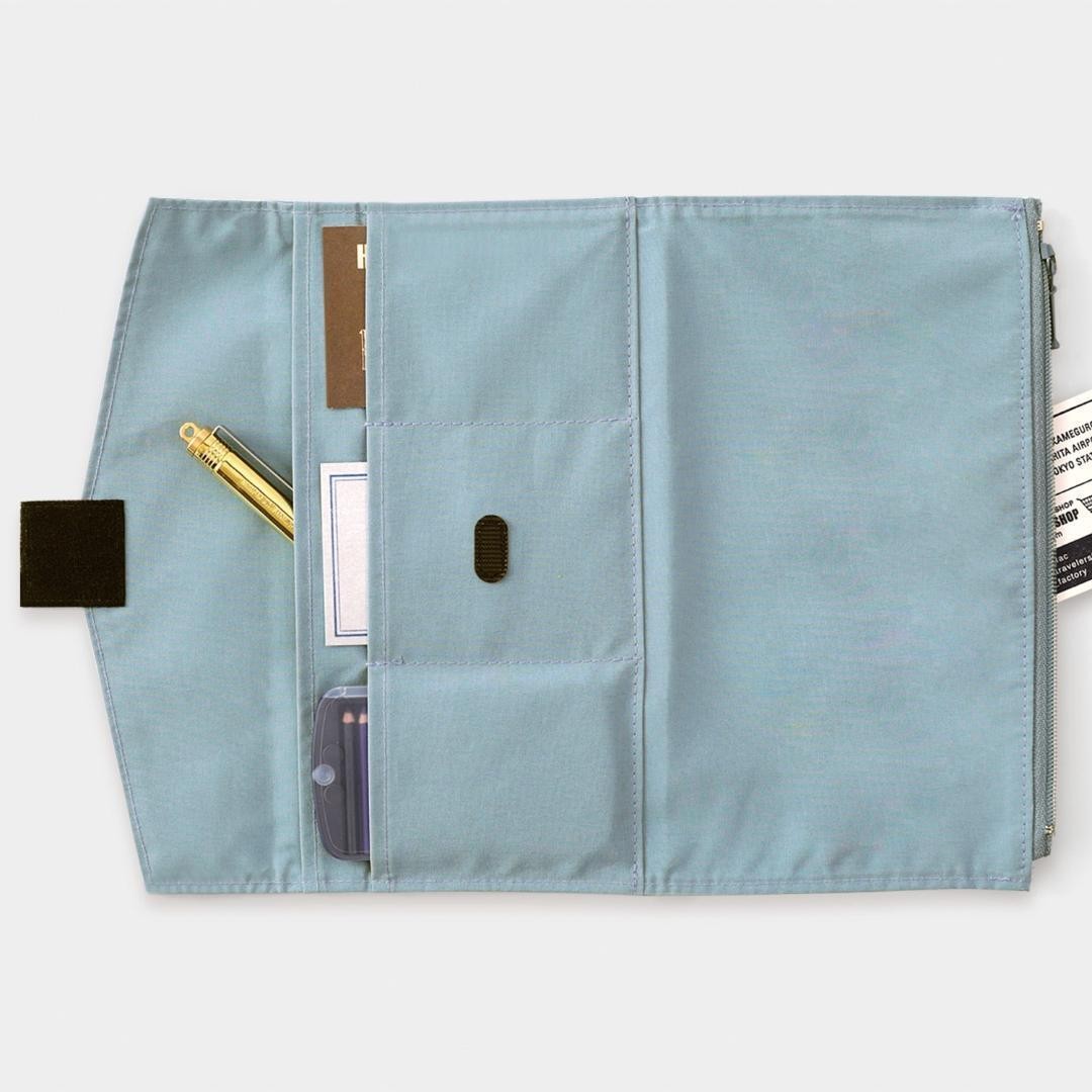 Traveler’s Notebook TO&FRO Zipper Case Regular Size Blue Gray Water Repellent