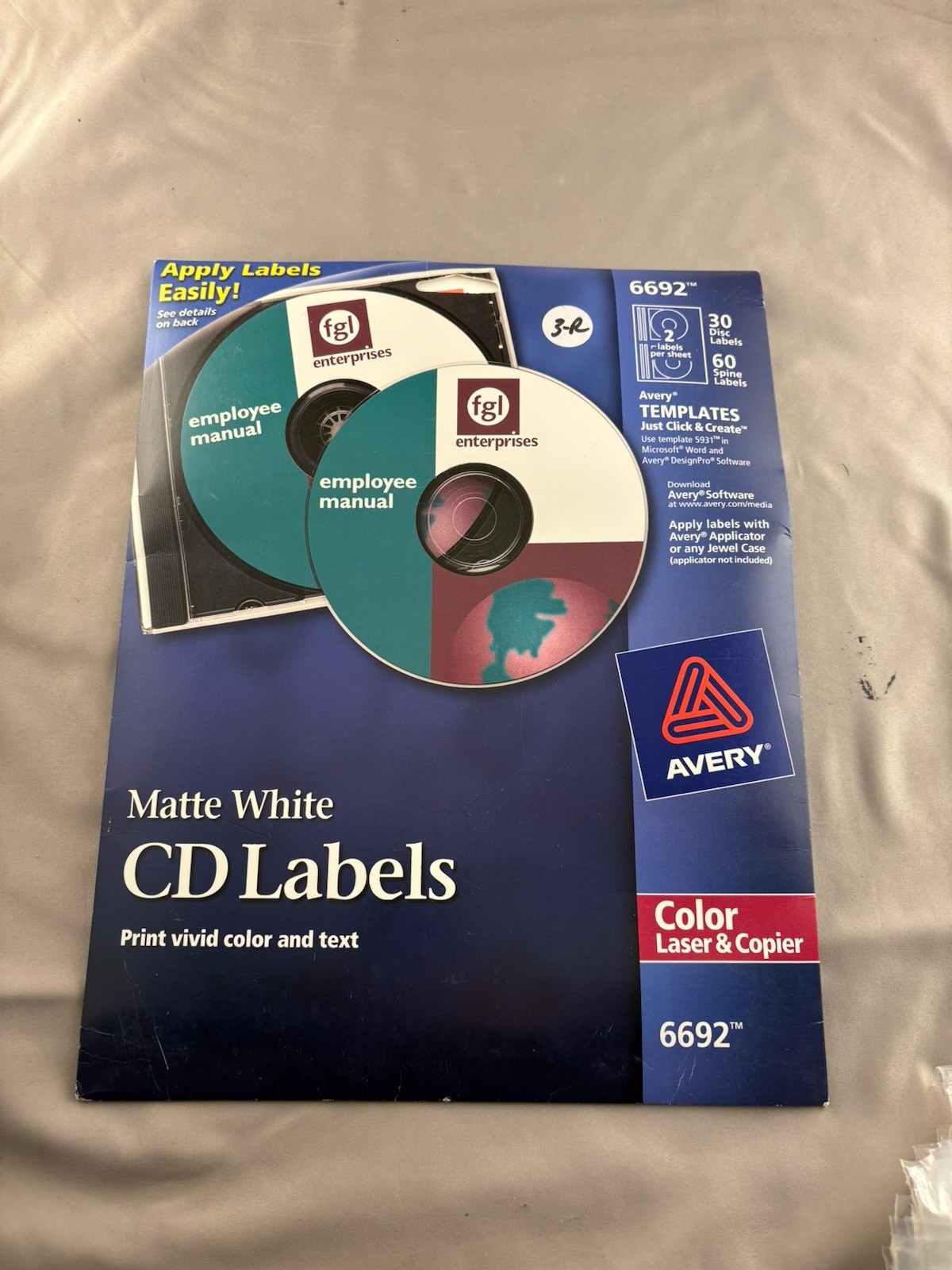 Avery CD Labels Matte White 30 Pack 6692 Color Laser & Copier