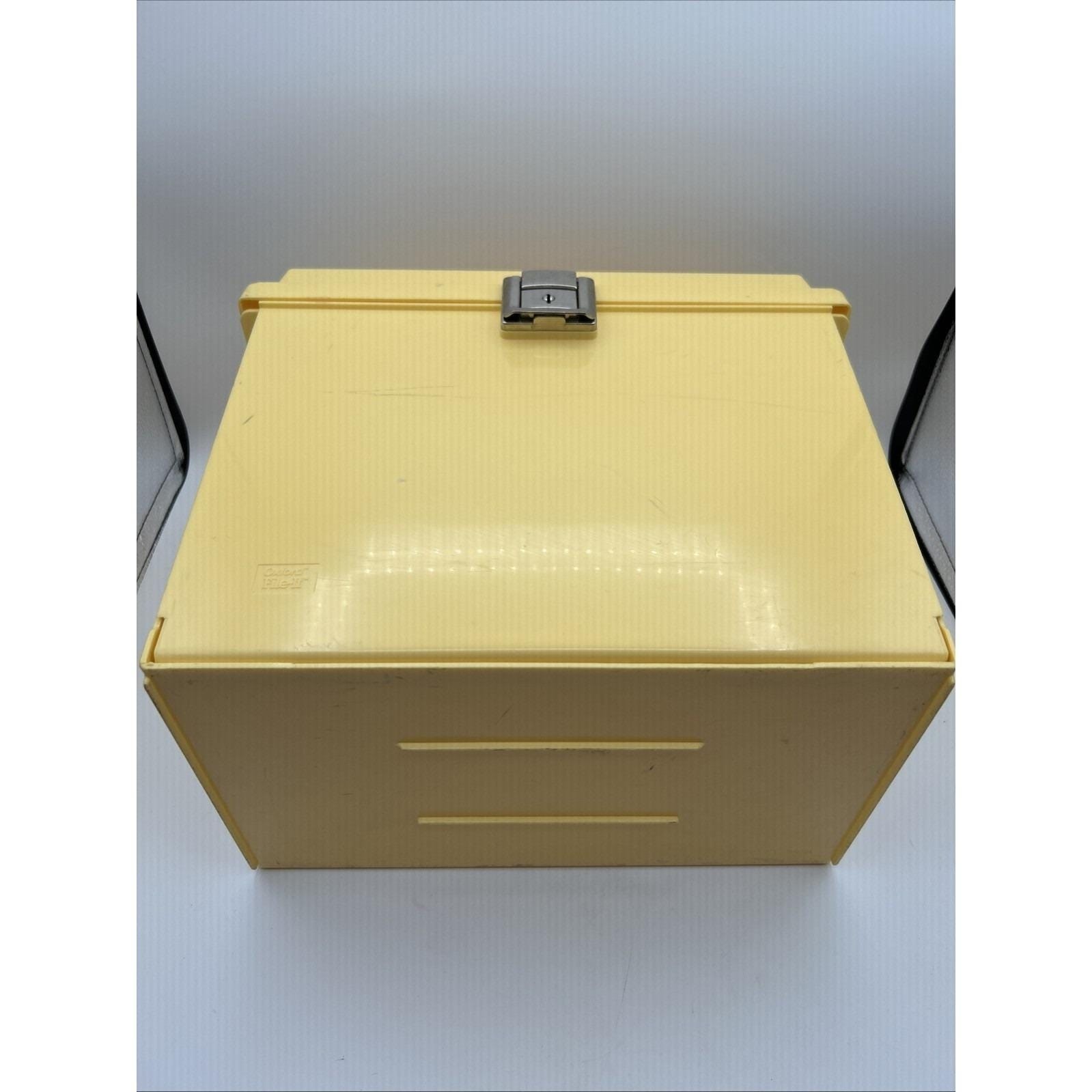 Oxford File-It Portable File Box Large Yellow Plastic Vintage Latch Handle 13×11