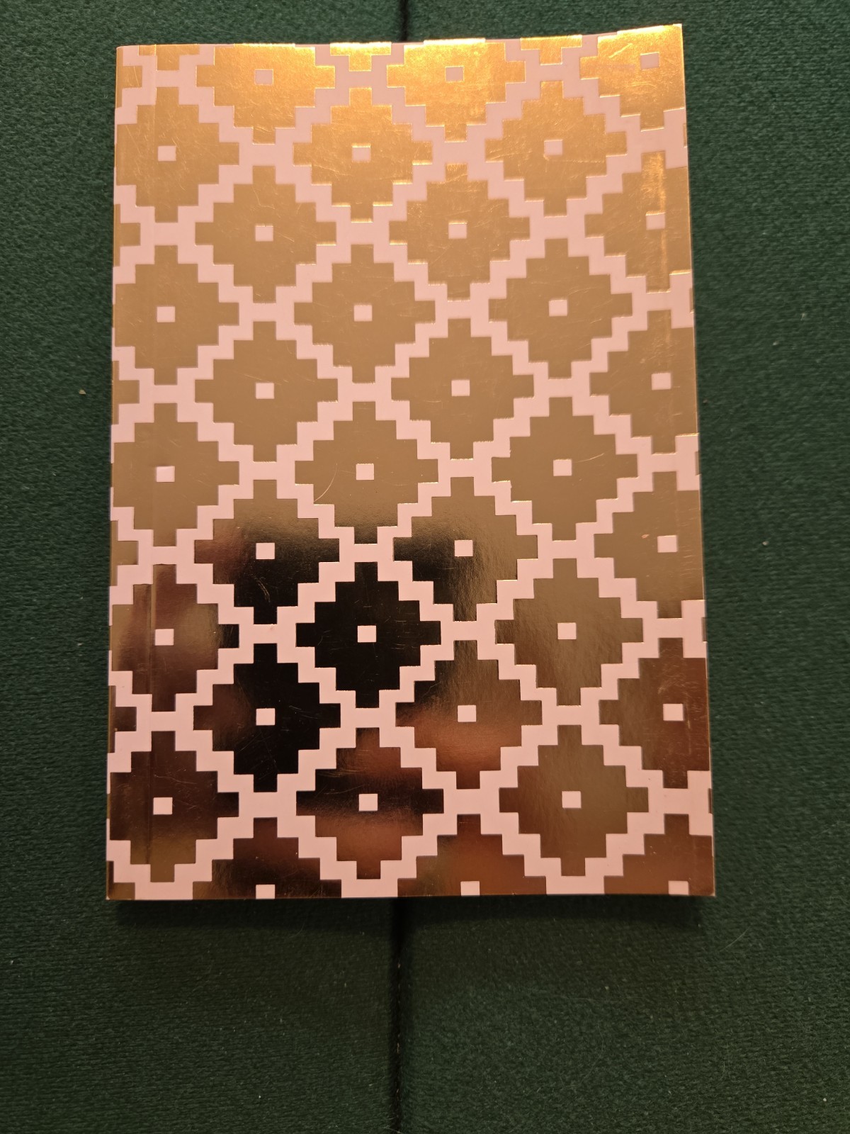 Pre-owned, never used Matching White & Gold 4 × 6.5 Inch Notebooks from Hallmark