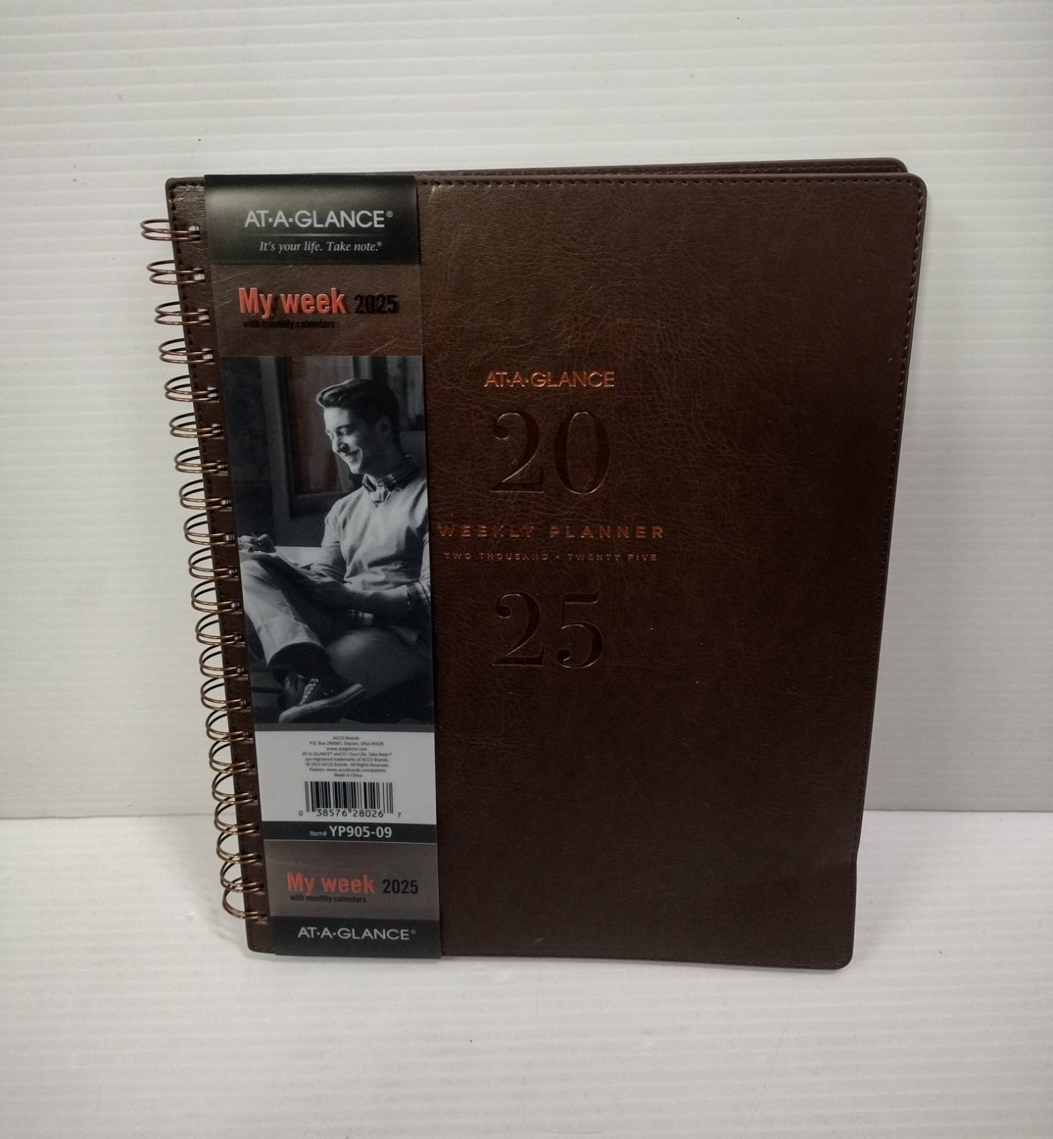 At-A-Glance 2025 Calendar Planner Weekly New Year Brown Vinyl YP905-09 Monthly