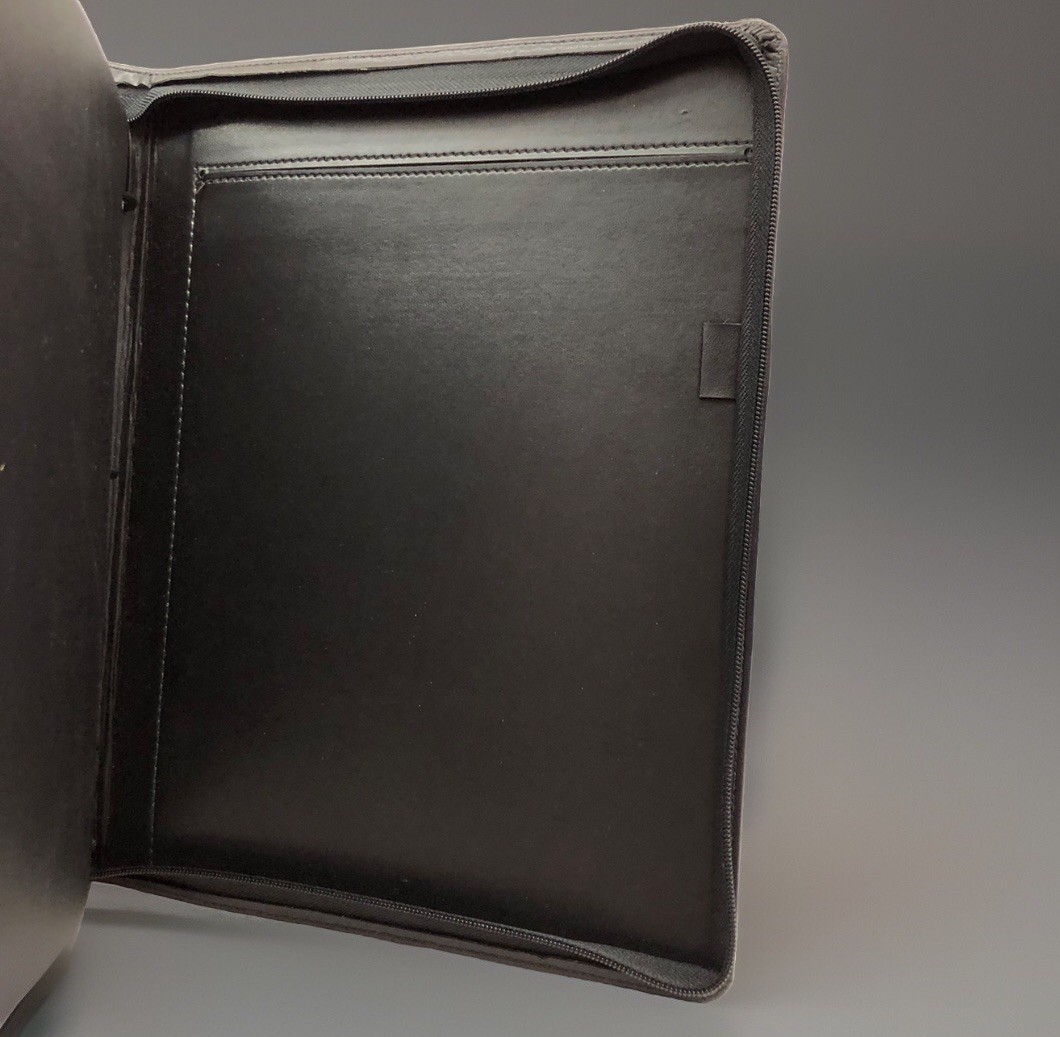 NOS Vtg DAY RUNNER 3 Ring Entrepreneur Planner Organizer Binder Vegan Leather