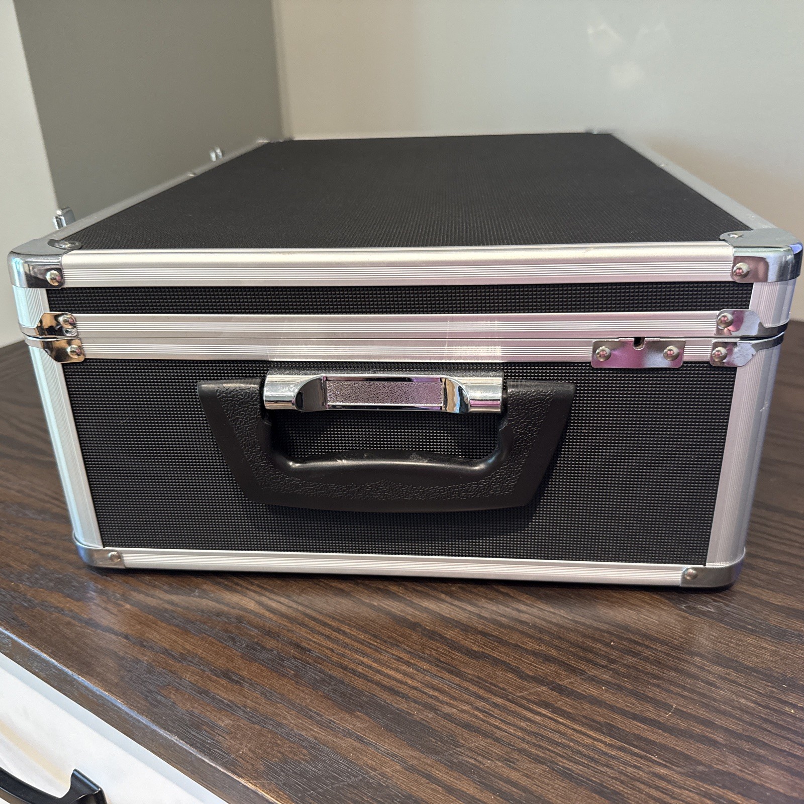 vaultz black combination lock storage box chest 18x13x6 computer cash dorm room