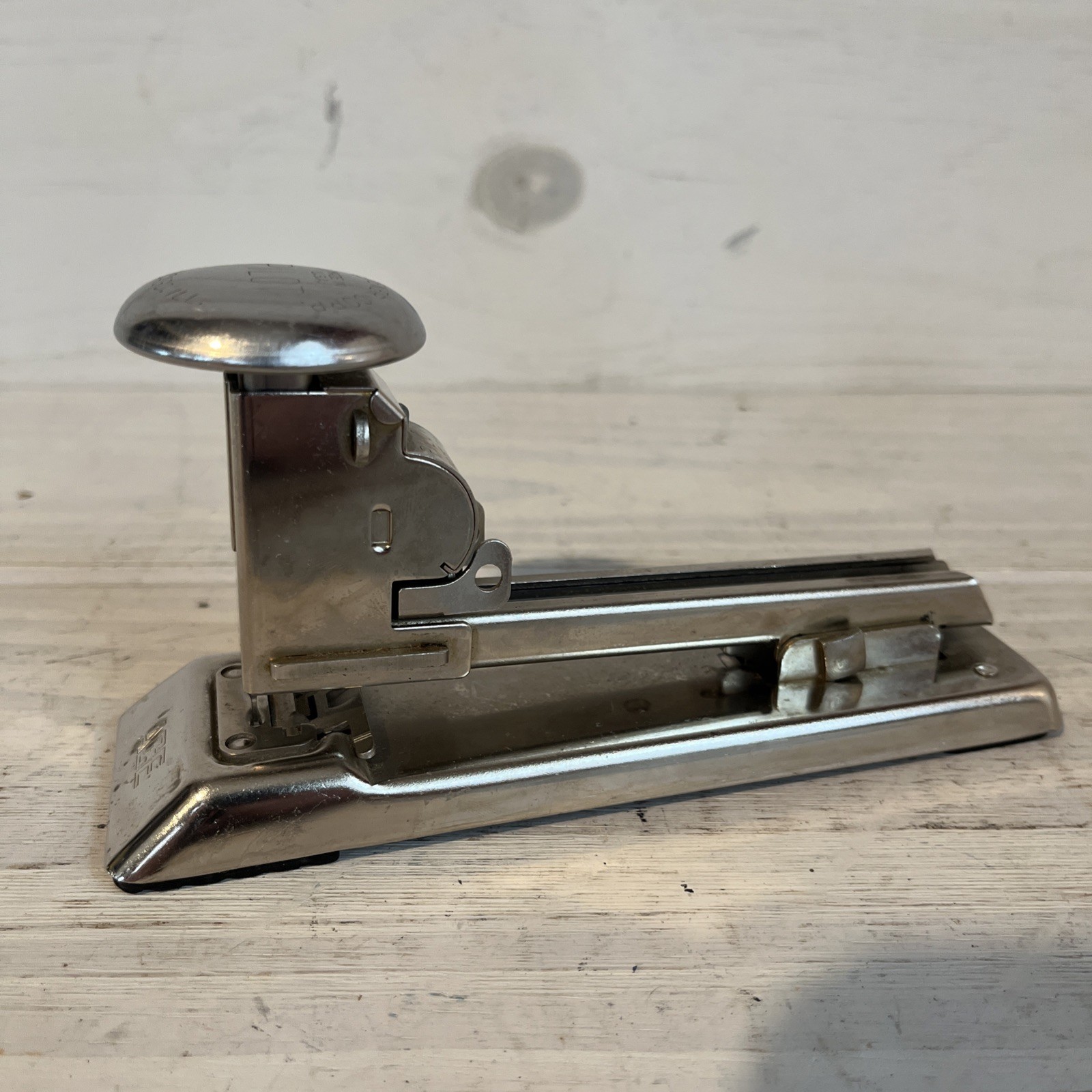 Vintage USA Ace Fastener Corp Pilot Stapler No. 402 D Chicago Works