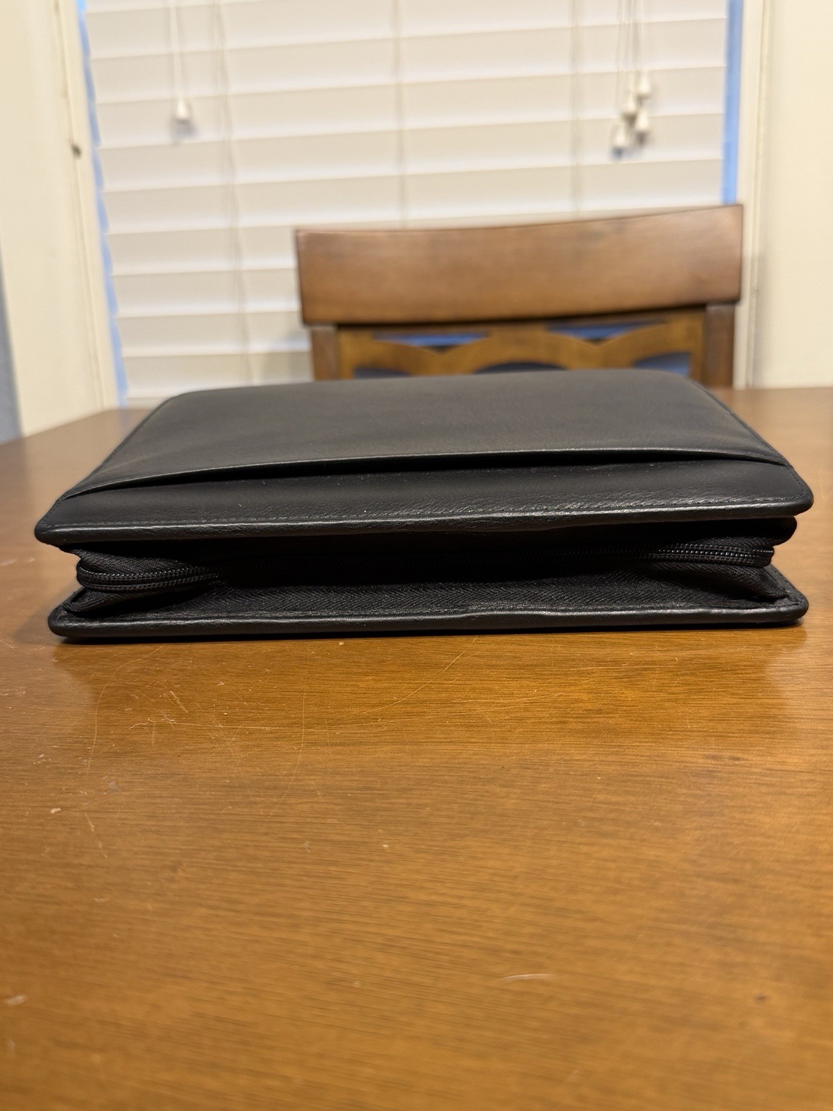 Vintage Day Runner Pro Business System Black Leather 7-Ring Binder Planner 8×10”