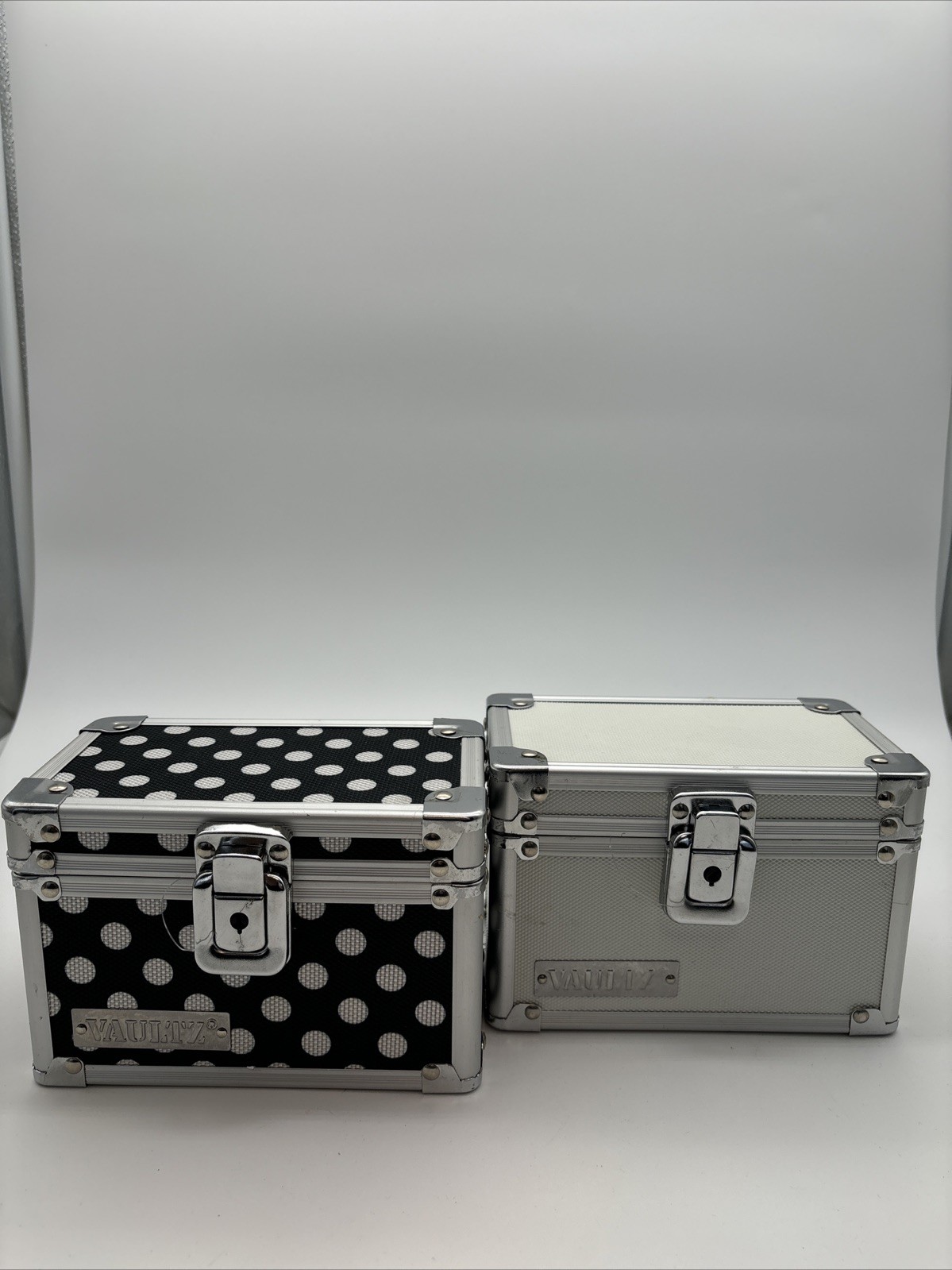 2 Vaultz Locking 3 x 5 Boxes Black w/ white Polka Dots & White with 2 Keys