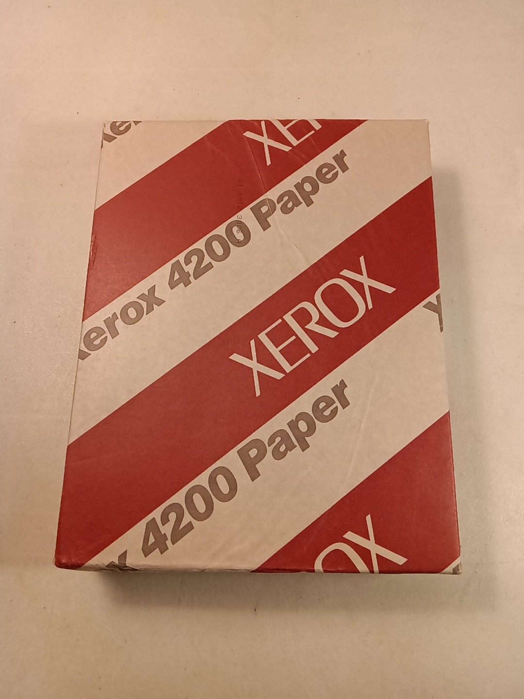 Ream Xerox 4200 20 Lb. White Paper 8.5 X 11 3 Hole Punch Multi Purpose 3R2641