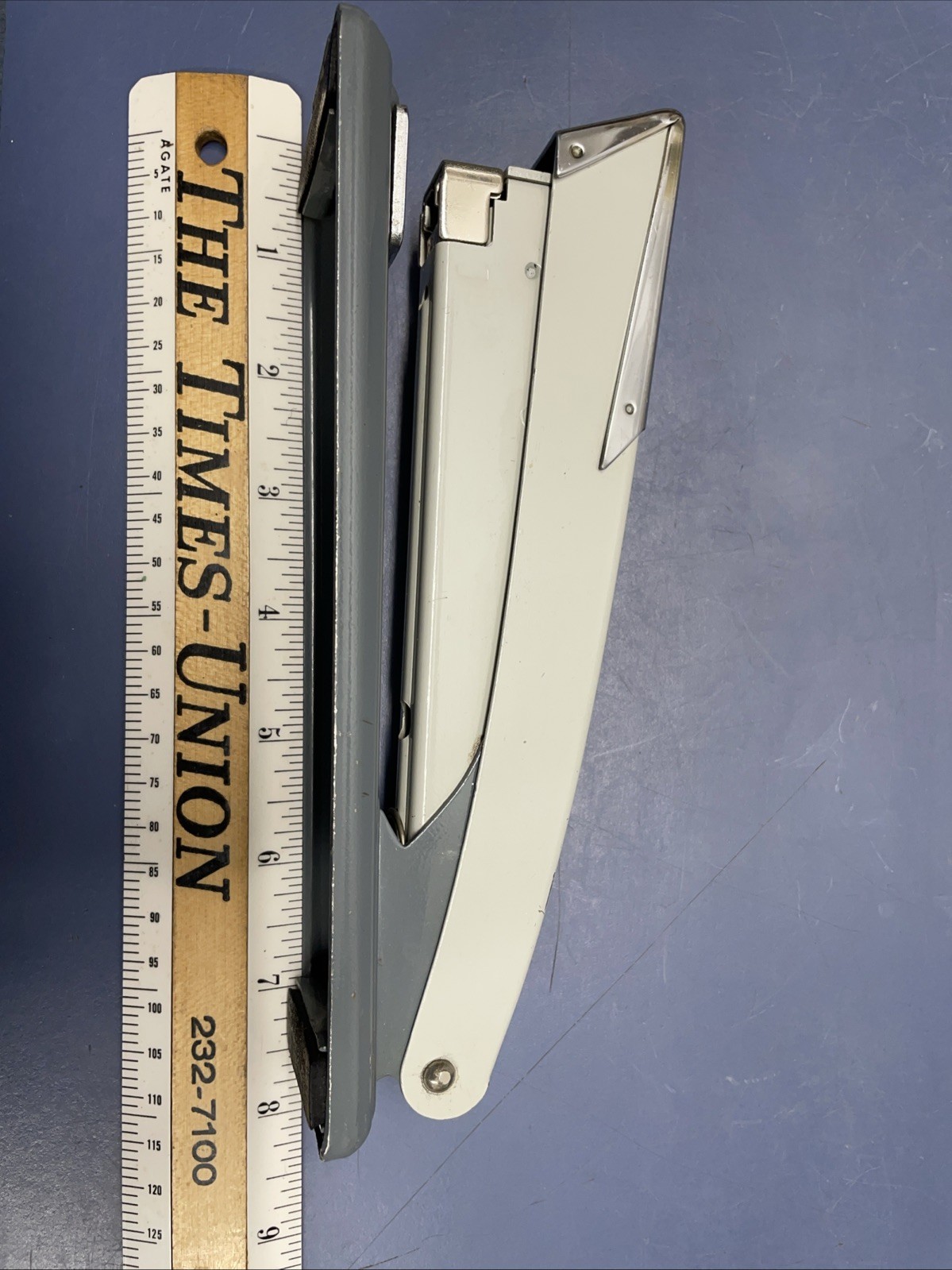 Vintage Novus B22 Stapler Tan Gray Chrome Made In Germany works great MCM