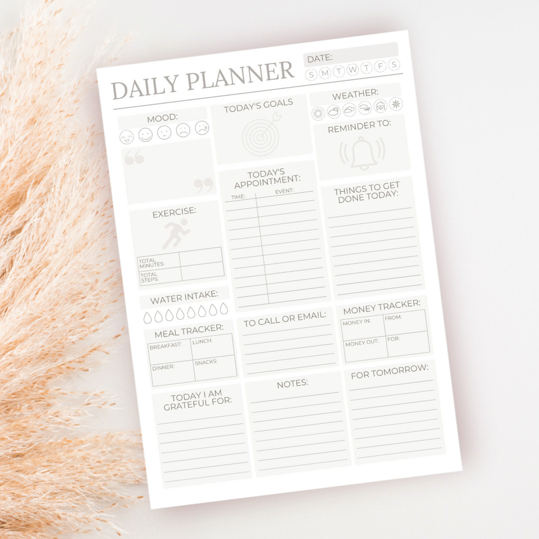 Daily Planner / Undated Productivity Organizer / Cute Minimal Template