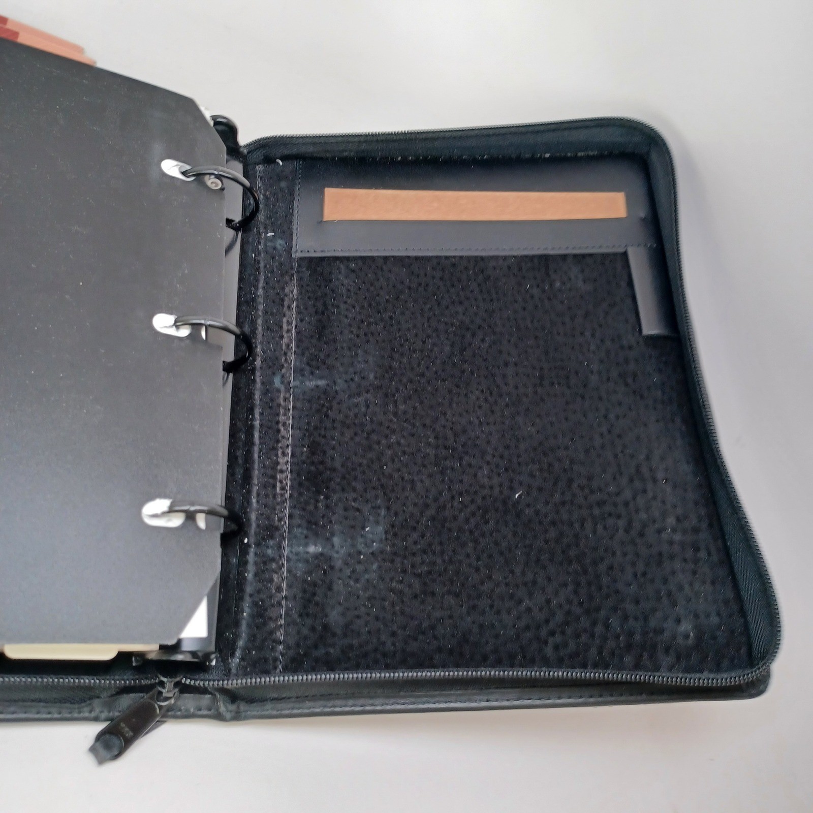 Day Runner Genuine Black Leather Zip Around Organizer Binder Planner Business