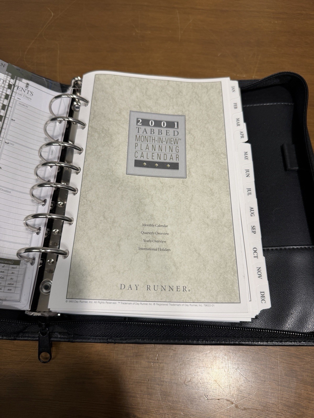 Vintage Day Runner Pro Business System Black Leather 7-Ring Binder Planner 8×10”