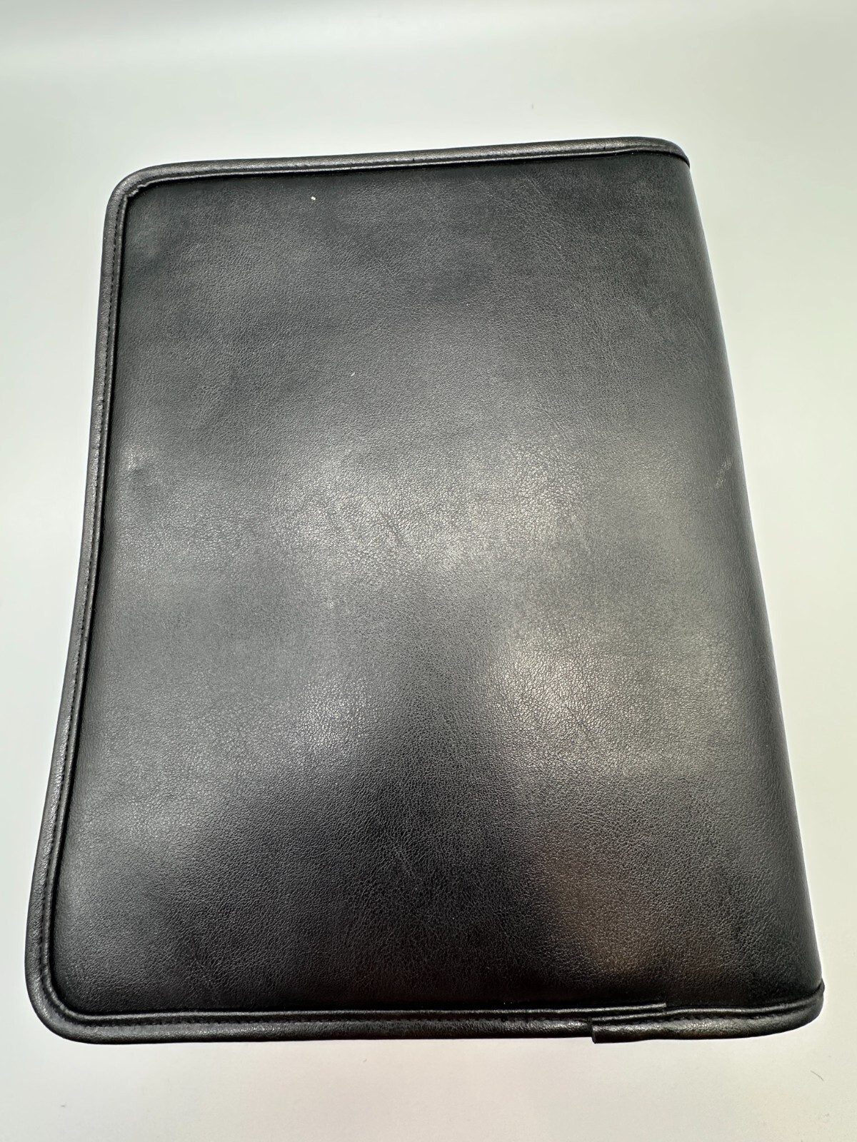 Avenues Binder Organizer Black Faux Leather Zipfolio Notes Business Credit Card