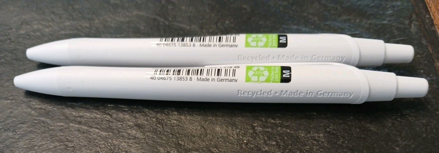 2X Schneider Reco Retractable Ballpoint Pens Recycled Plastic White w/Black Ink