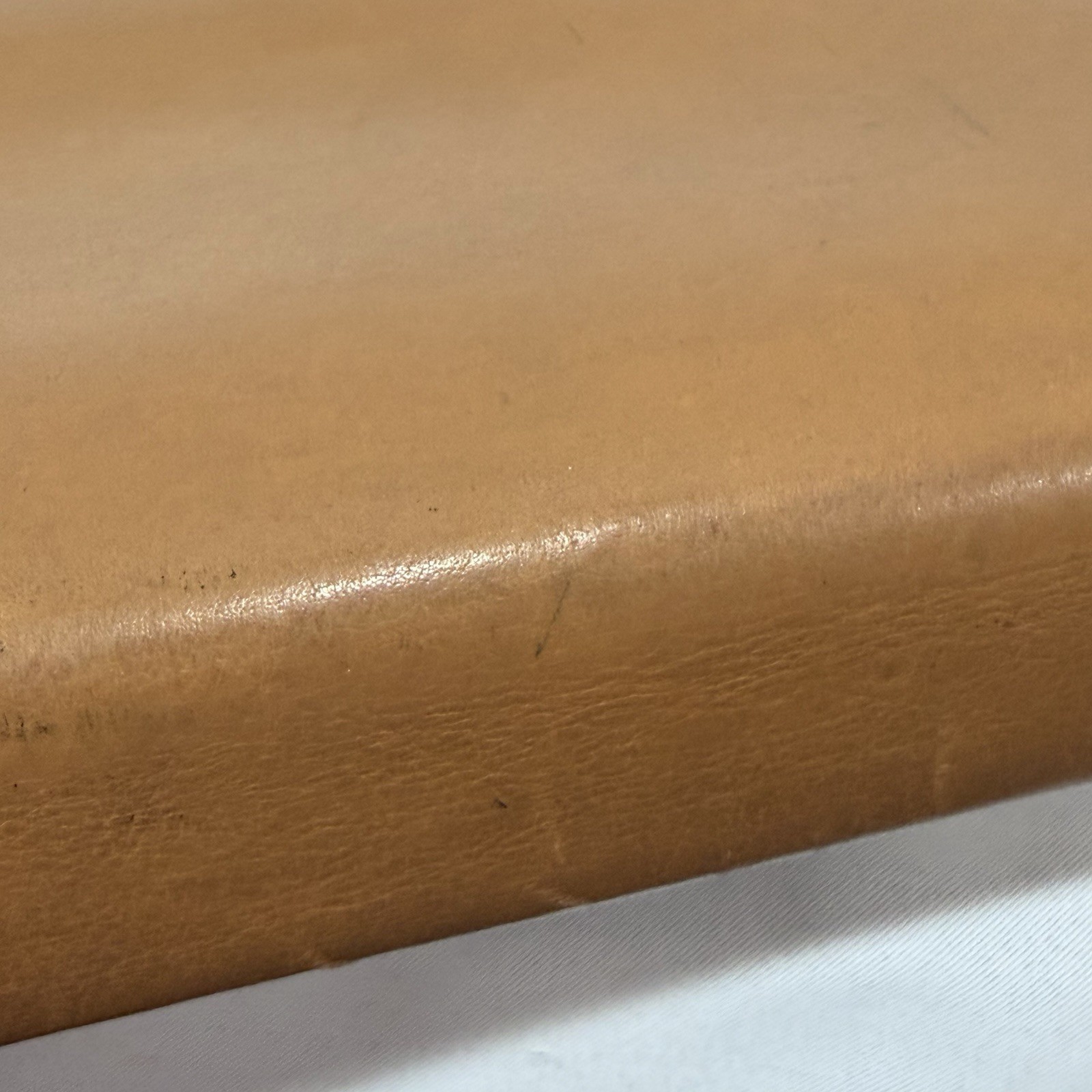 Vintage Leather Day Runner Pro Planner 3 Ring Zip Close Camel Tan 8×10