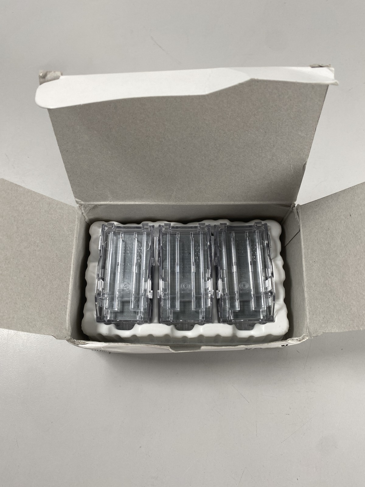 Xerox 008R12941 Finisher Staples, 5,000 Staples/Cartridge, 3 Cartridges/Box