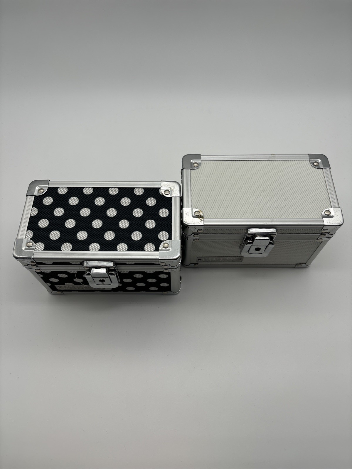 2 Vaultz Locking 3 x 5 Boxes Black w/ white Polka Dots & White with 2 Keys