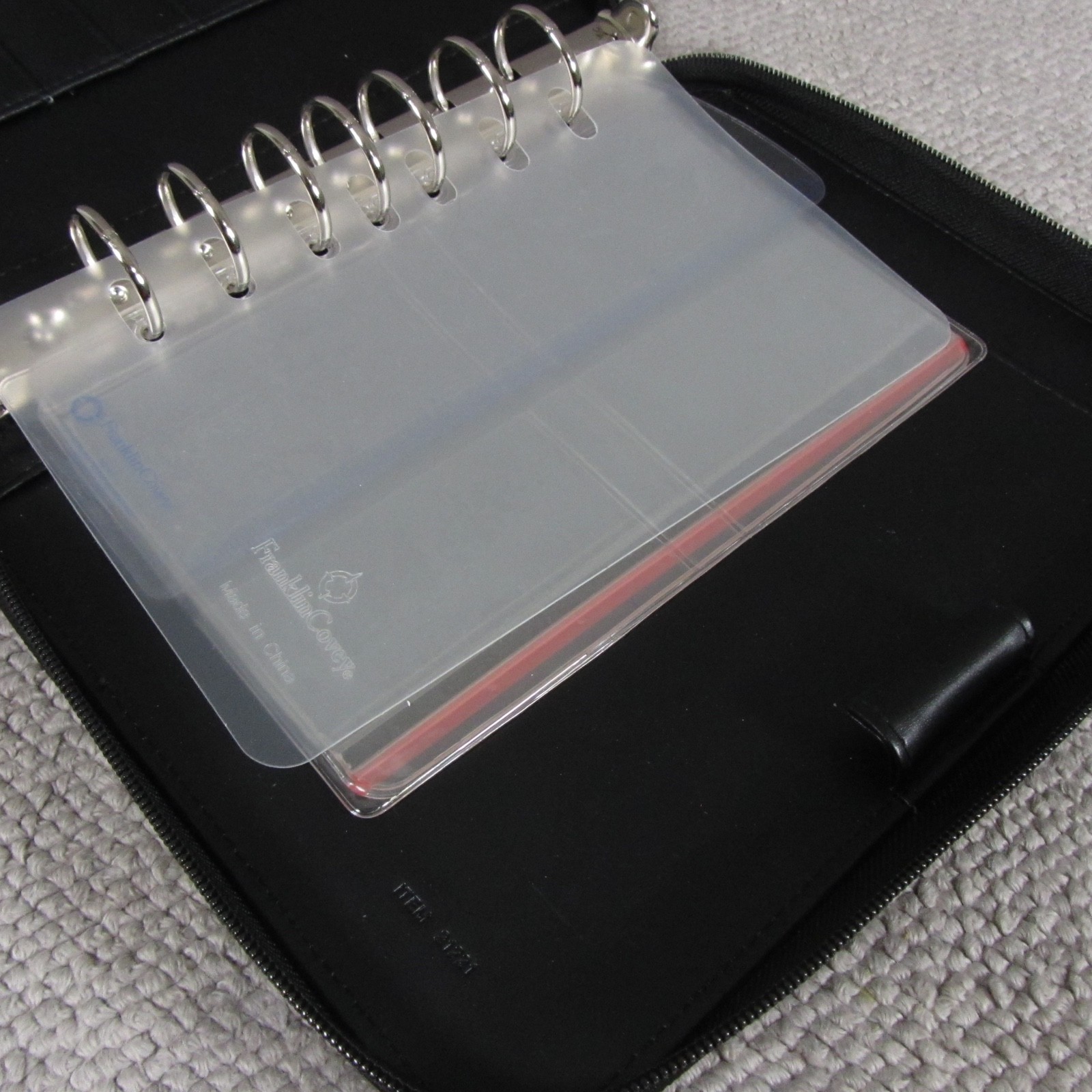 Franklin Covey BLACK 7 – 1″ Ring Binder Planner 10″ X 8″ Faux Leather