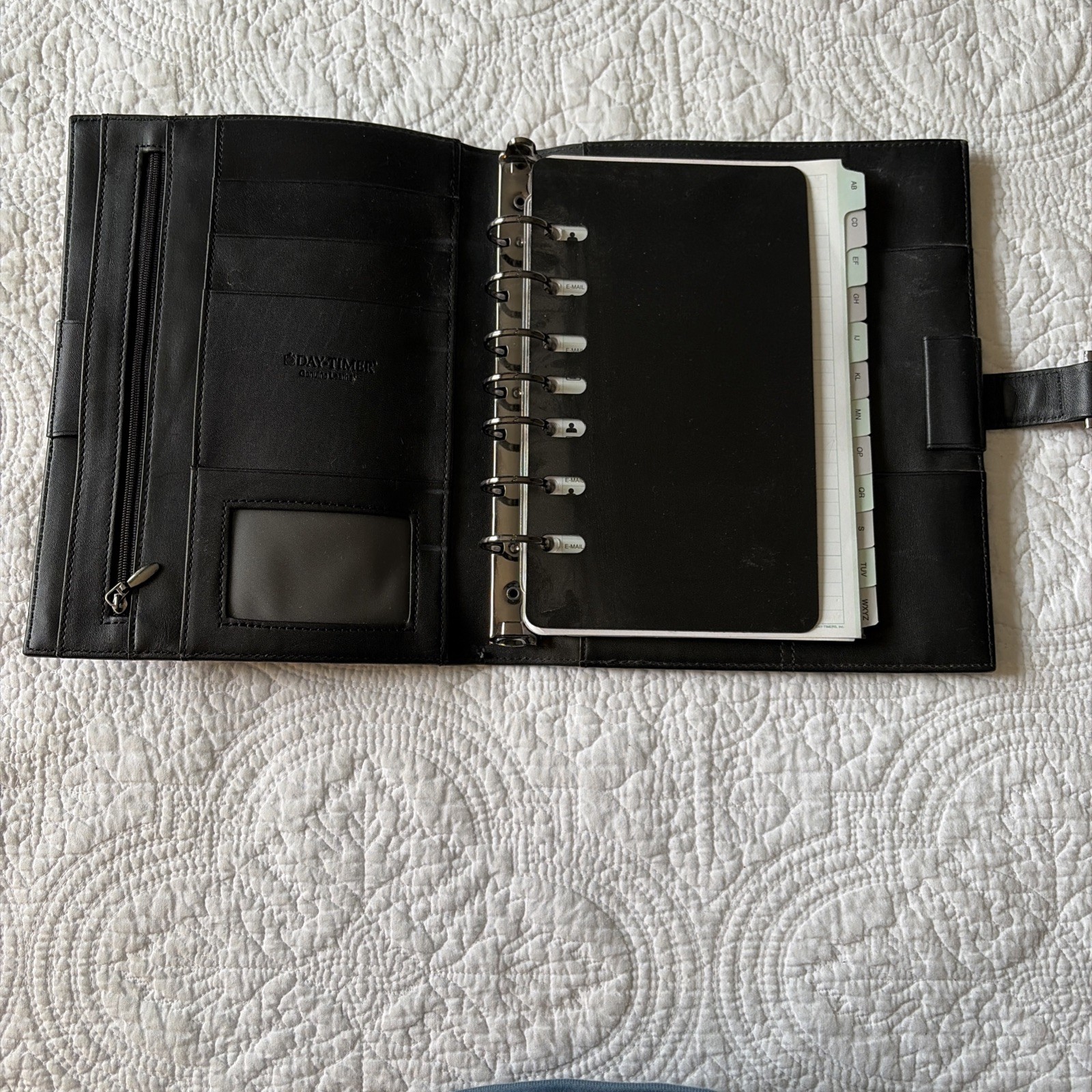 Vintage Day-Timer Genuine Leather Planner Black 6 Ring Binder Silver Buckle