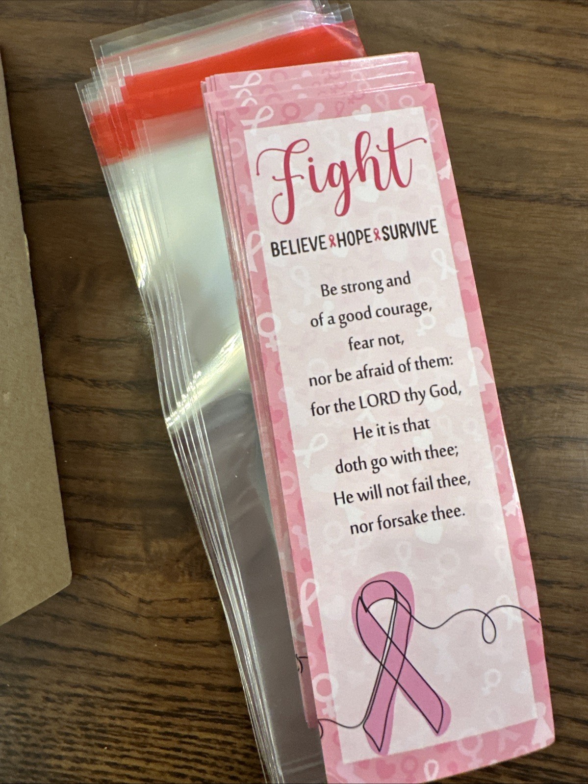 Sayglossy 18 Pcs Breast Cancer Awareness Glitter Pens w/ Cards & Gift Bags
