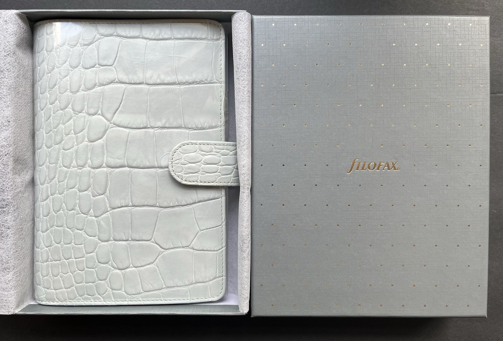 Filofax Classic Croc Organizer Personal Size “Silver Mist” EUC Soft Italian Calf