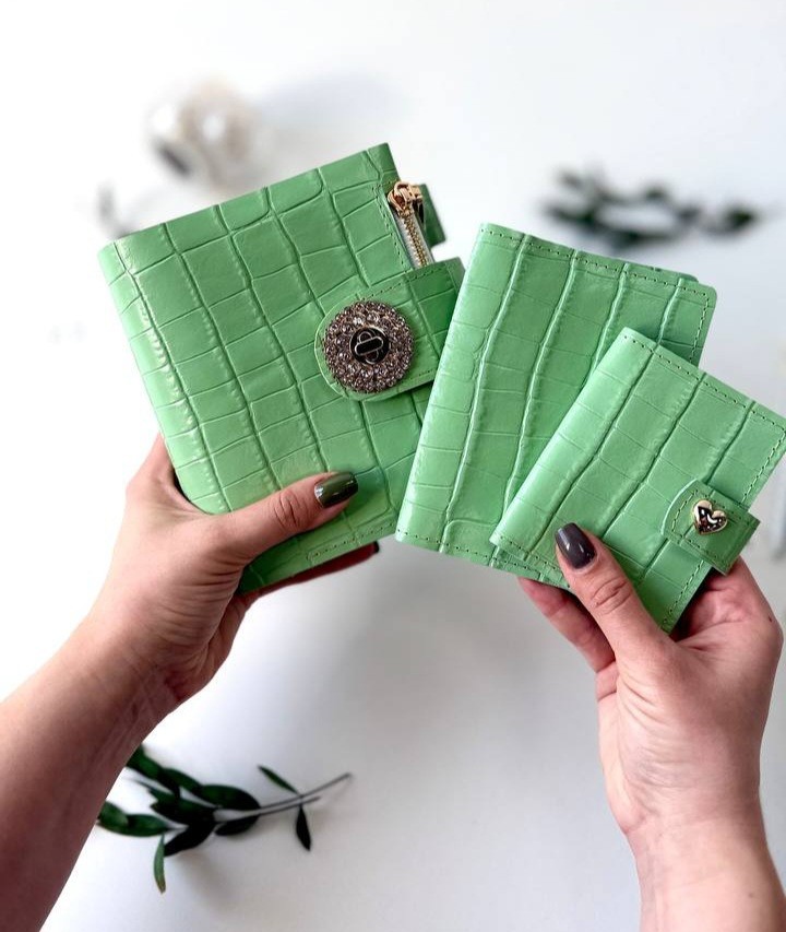 Light green handmade leather planner binderA7 with passport cover & cards holder